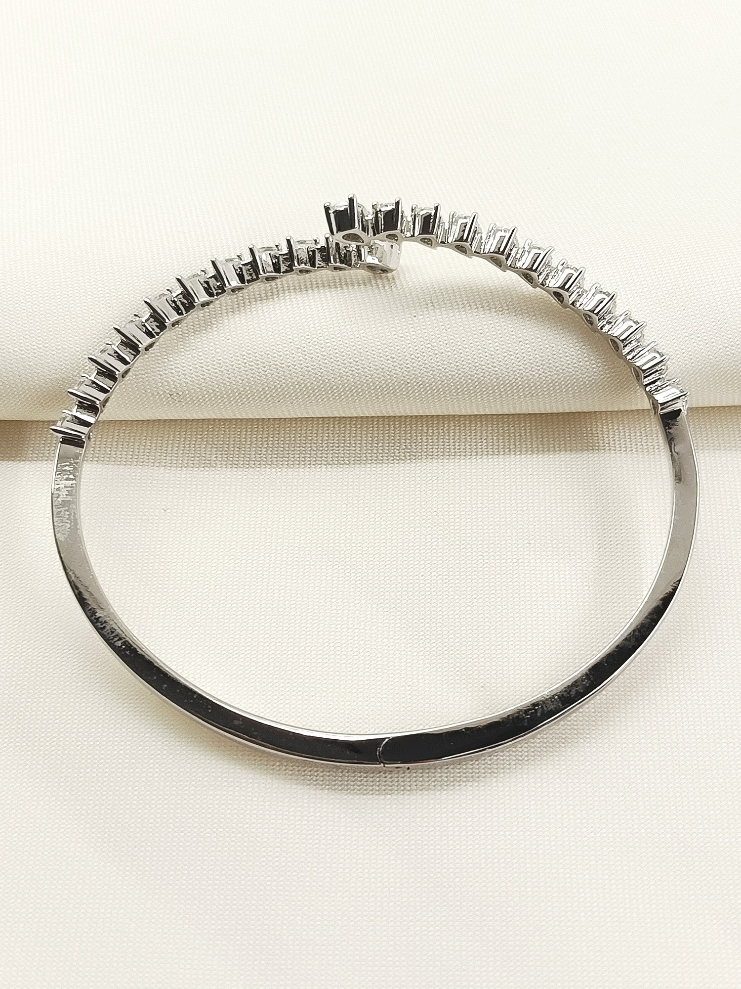 Mohini White American Diamond Bracelet