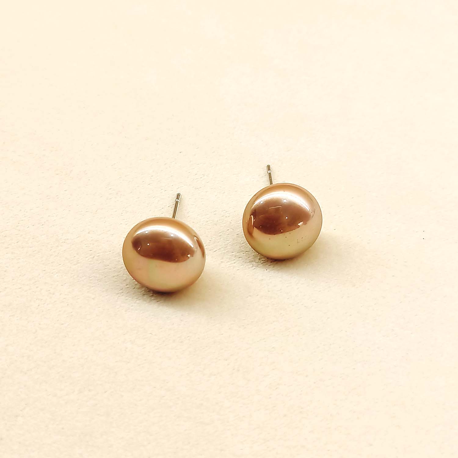 Angelina Brown natural Pearl Stud - qivii