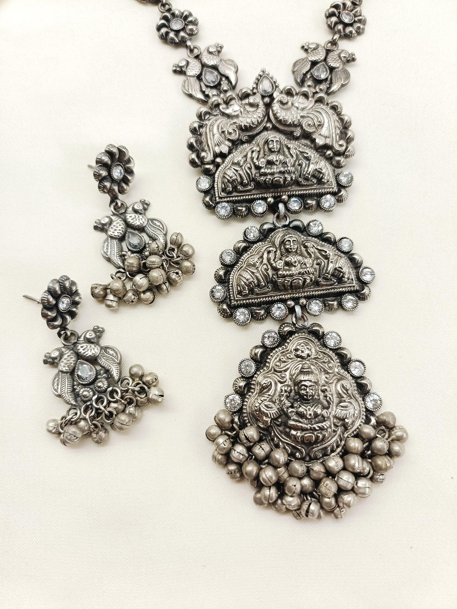 Hritika White Oxidized Necklace Set