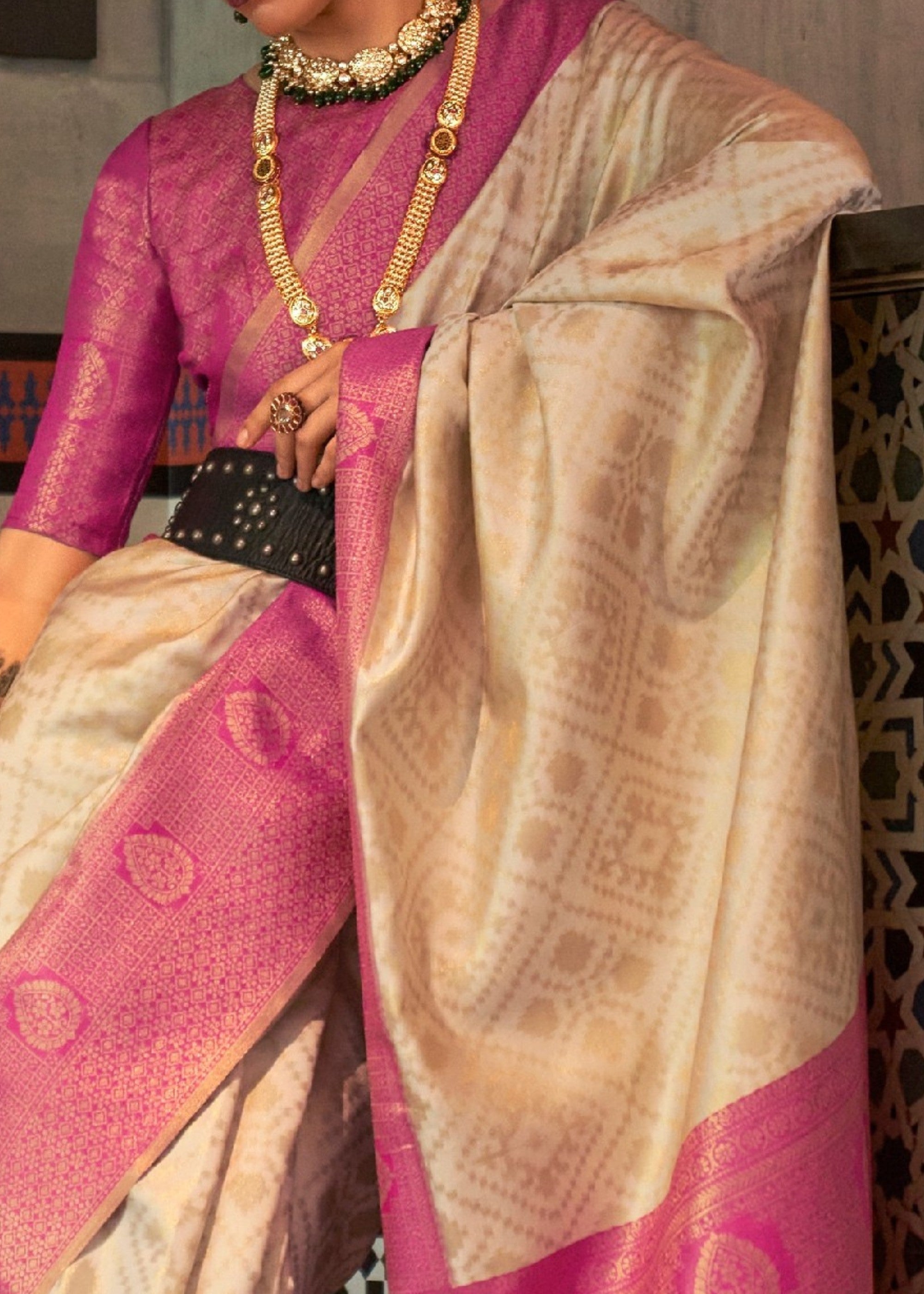 Off-White and Mulberry Silk Zari Base Chaap Handloom Weaving Saree - qivii