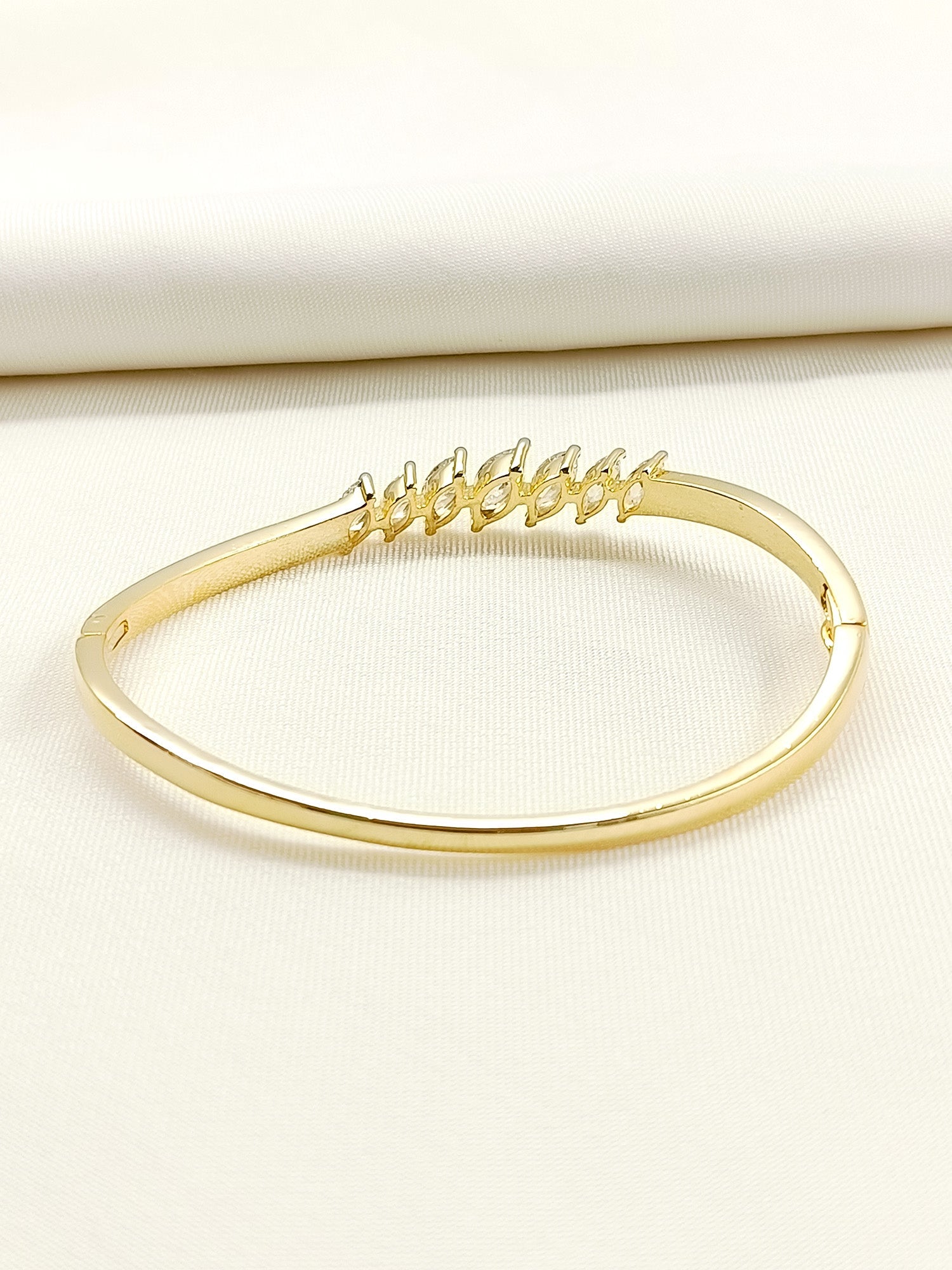 Meera 92.5 Silver Swarovski Stone Bracelet