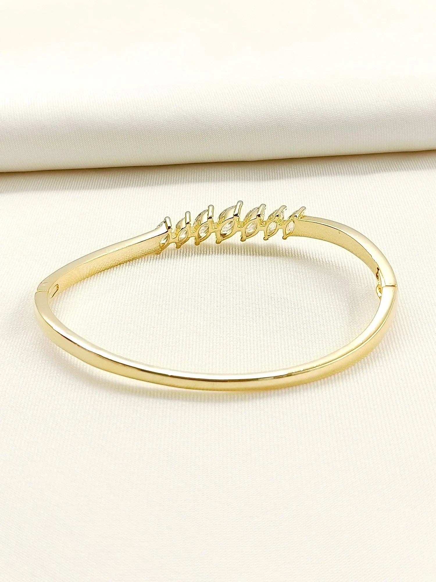 Meera 92.5 Silver Swarovski Stone Bracelet