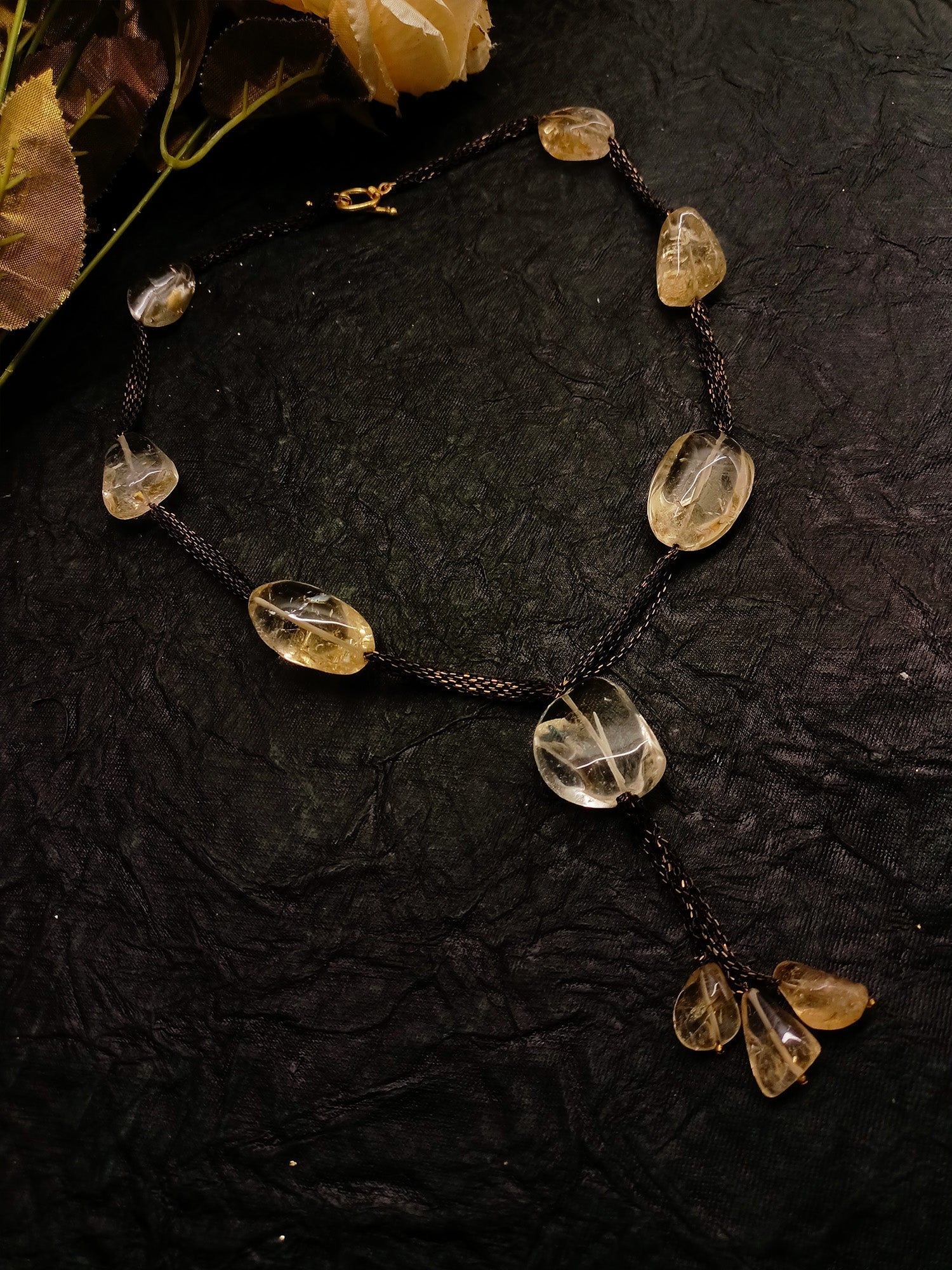 Parushi Citrine Black Neckpiece - qivii