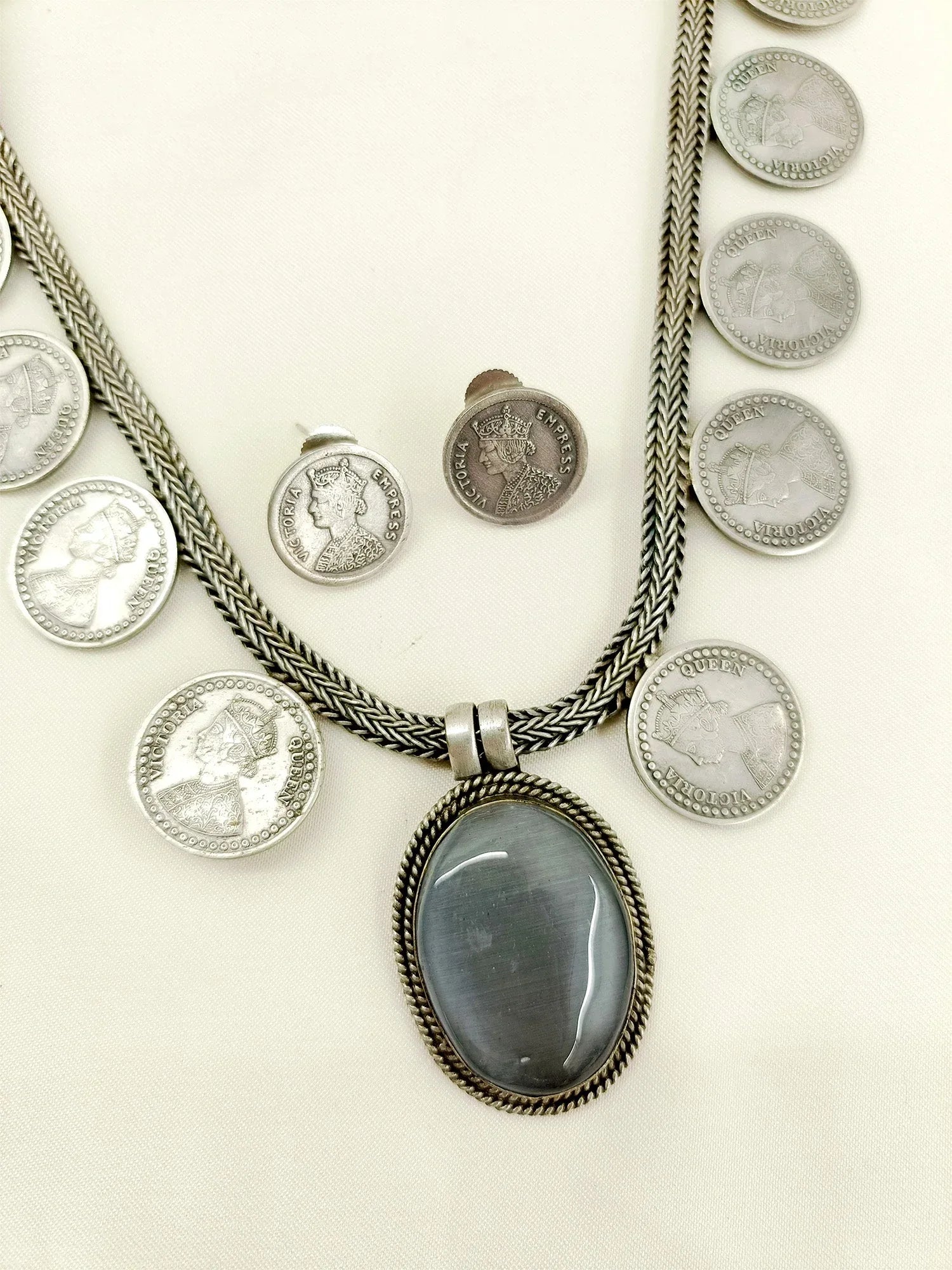 Erum Grey German Silver Men's Necklace Set