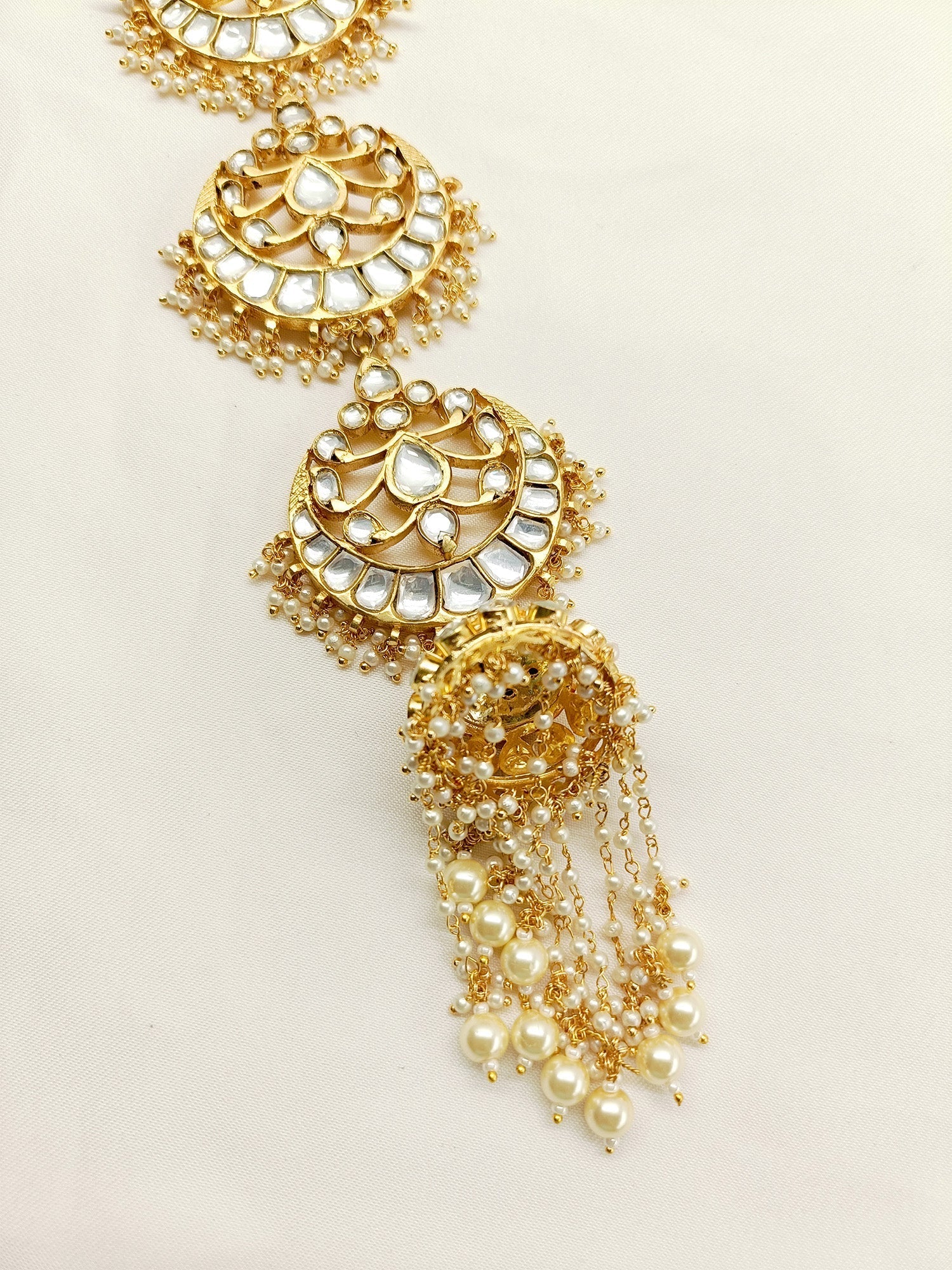 Shaweta White Braid Accessories In Kundan - qivii