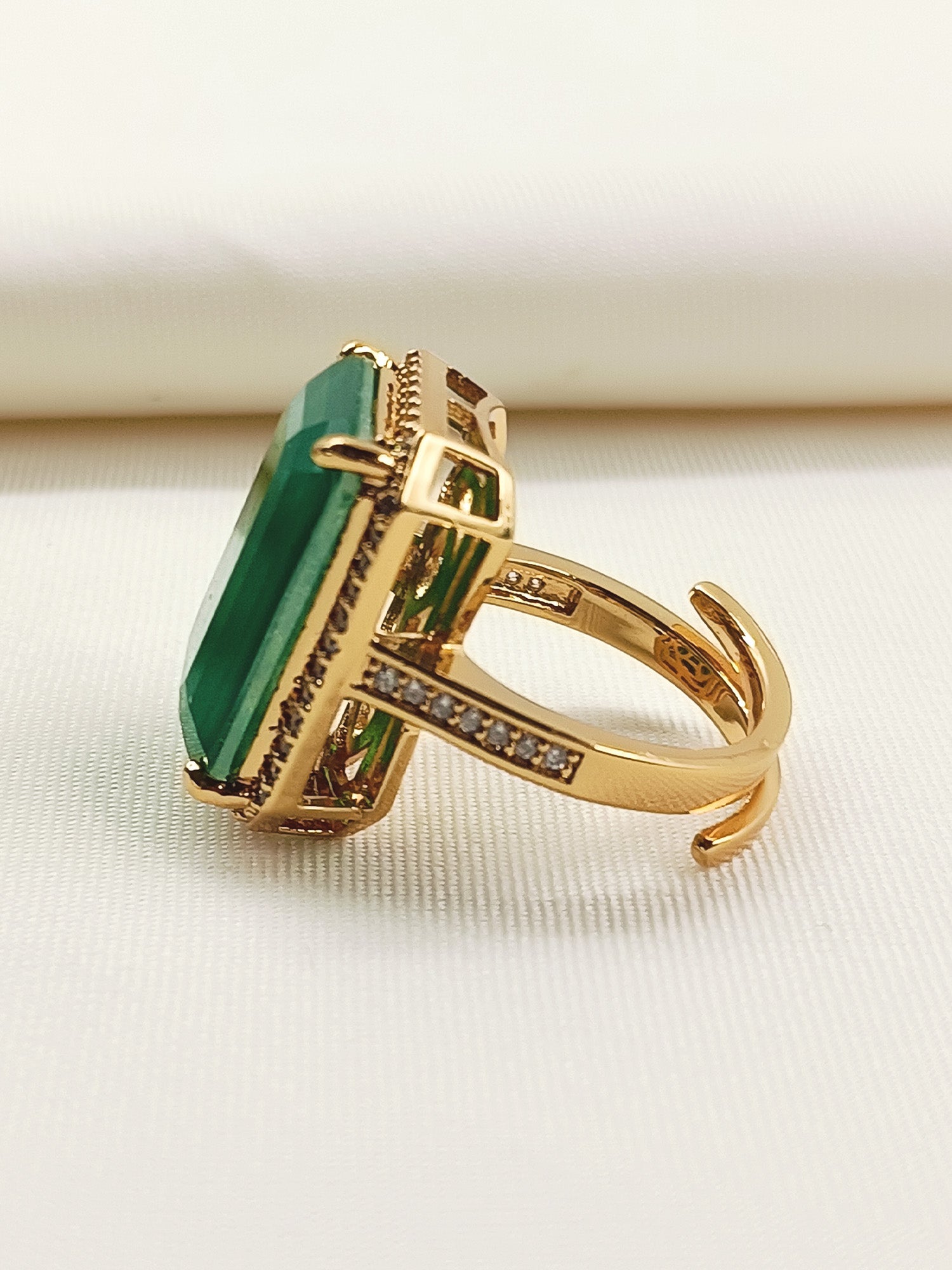 Zavanna Green American Diamond Finger Ring