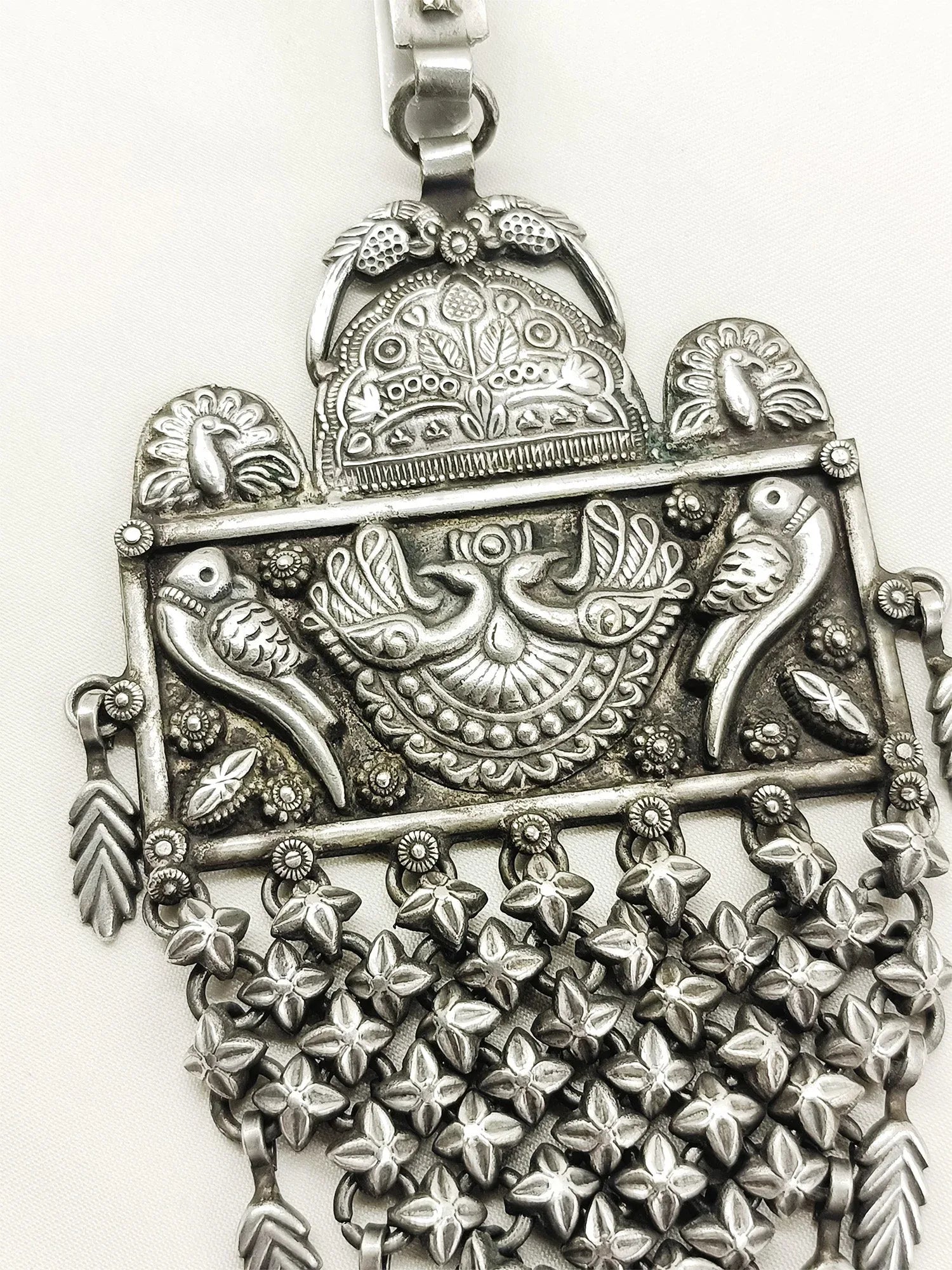 Sharvani Plain Oxidized Key Ring