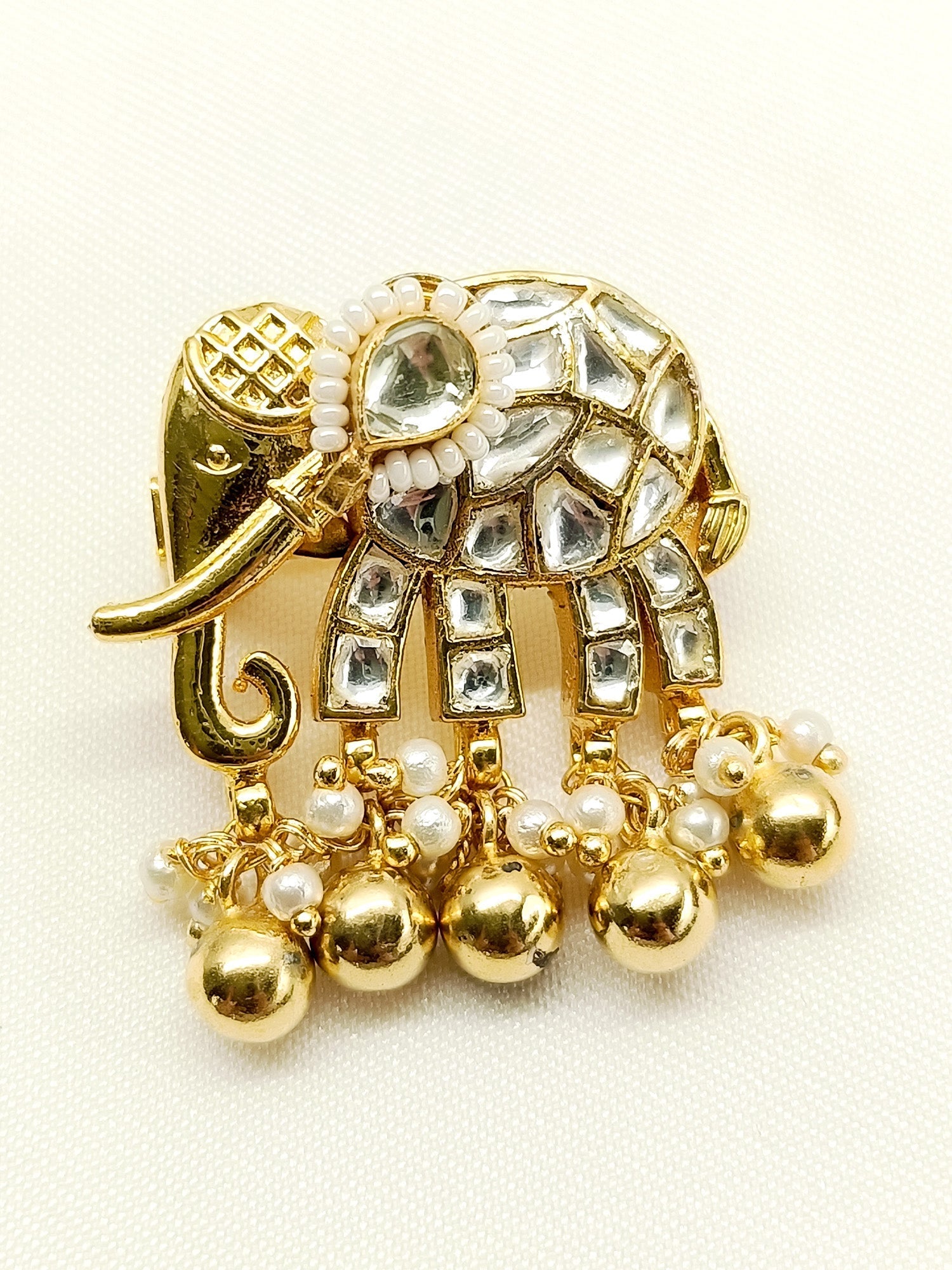 Ruhani White Elephant Brooch - qivii