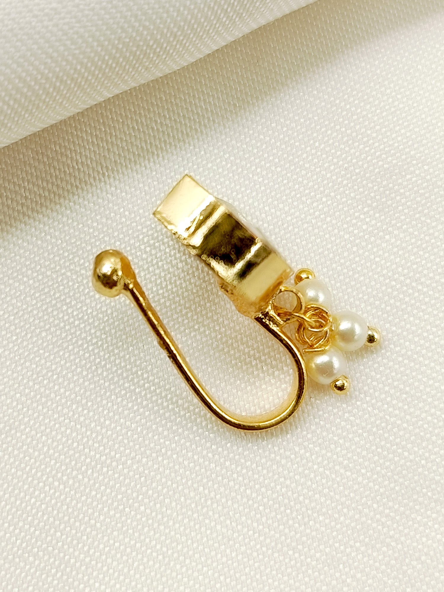 Taniya White Kundan Nath