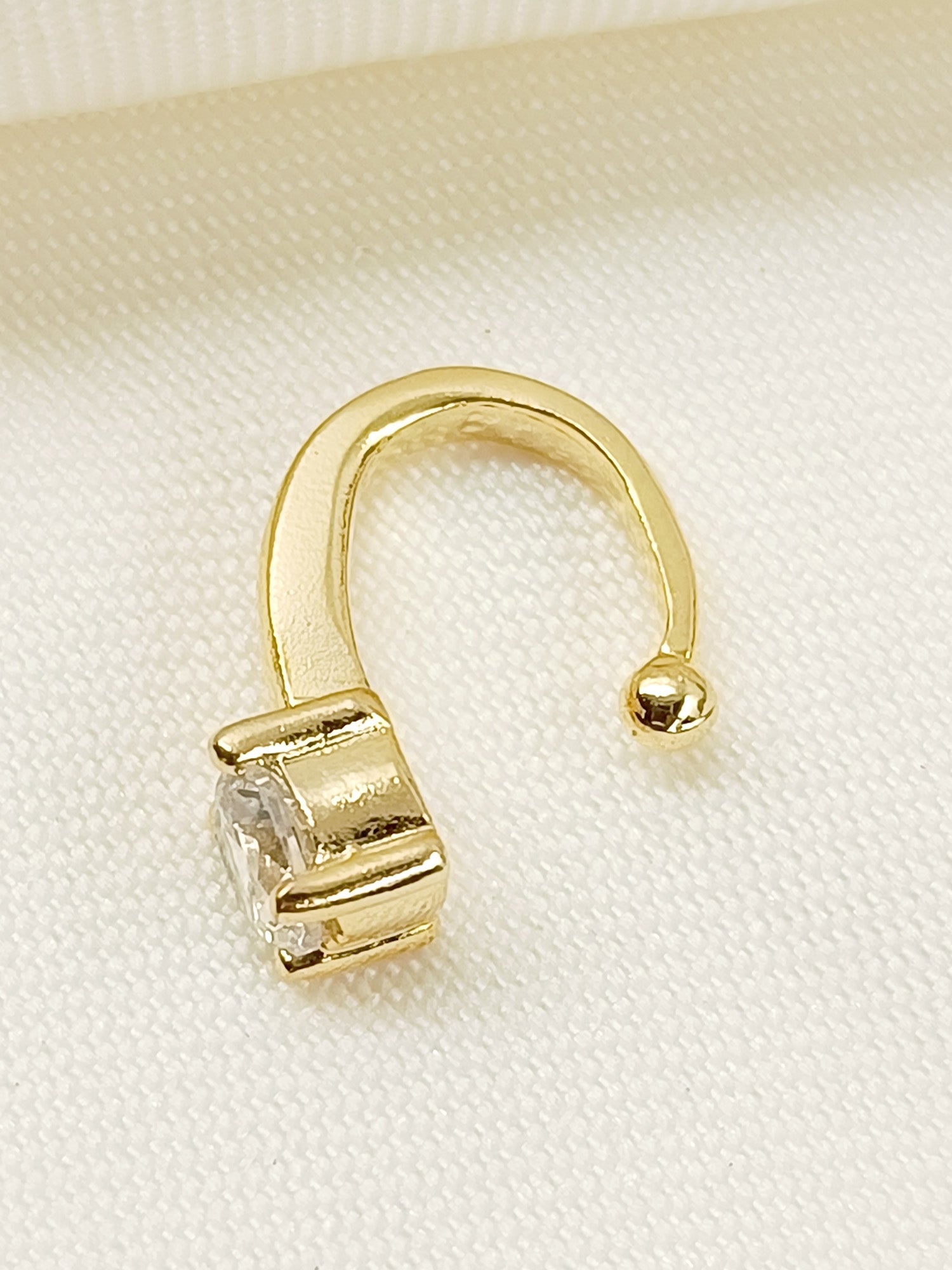 Ganga Golden American Diamond Pressing Nath