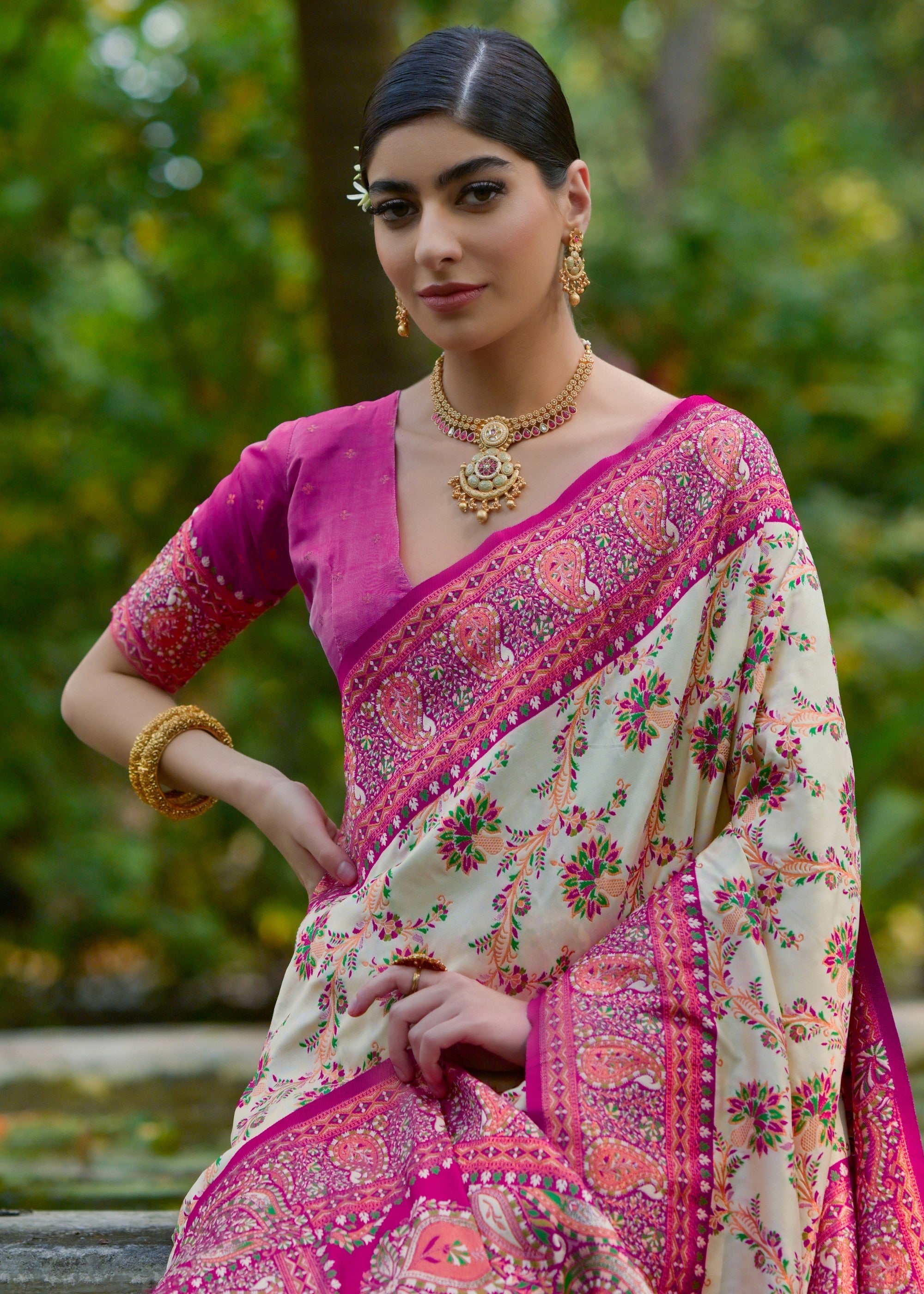 Cream White Thread Woven Pashmina Silk Saree With Heavy Thread Woven Pallu - qivii