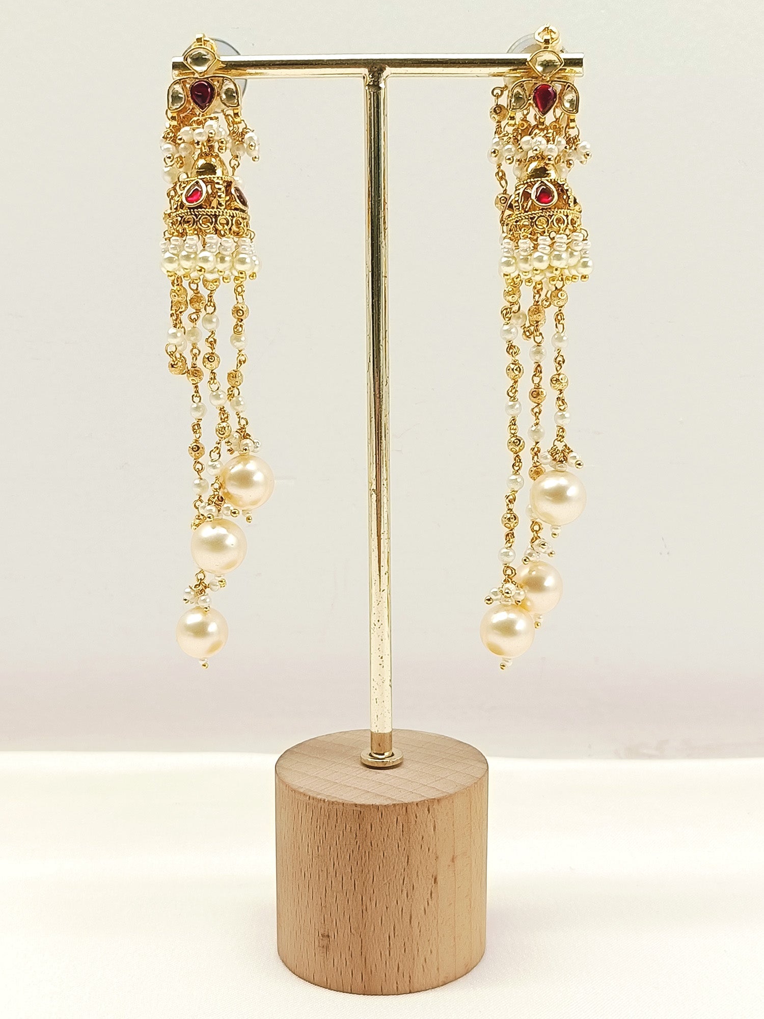 Kanishka Ruby Kundan Jhumki
