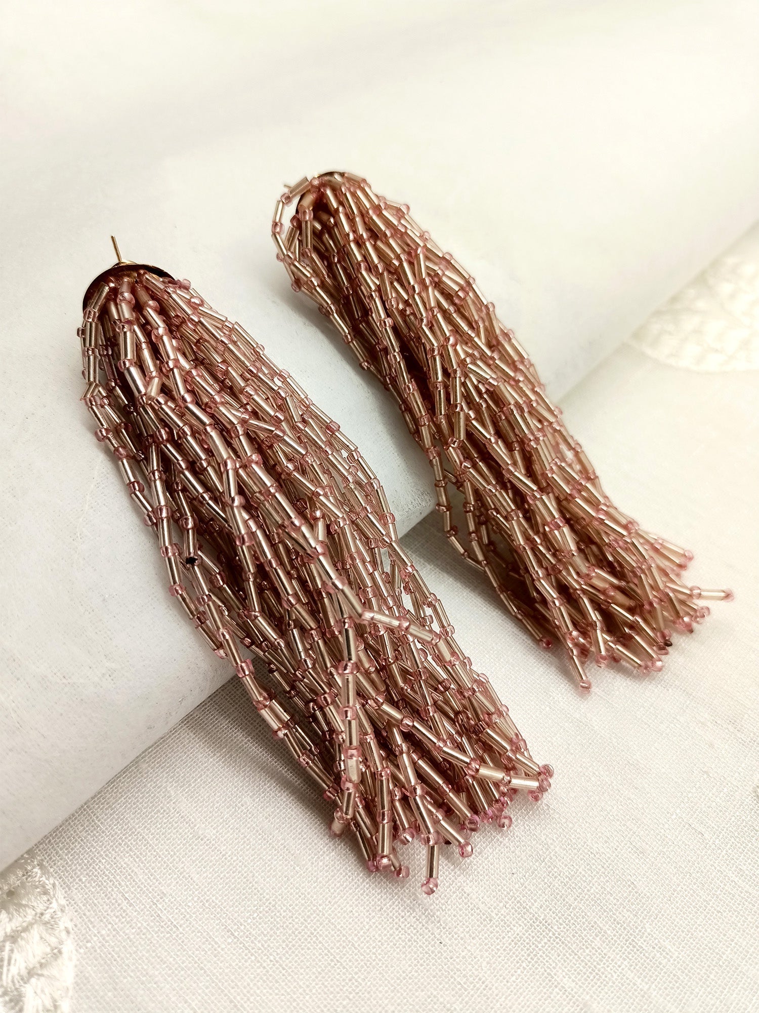 Arshika Copper Western Earrings - qivii