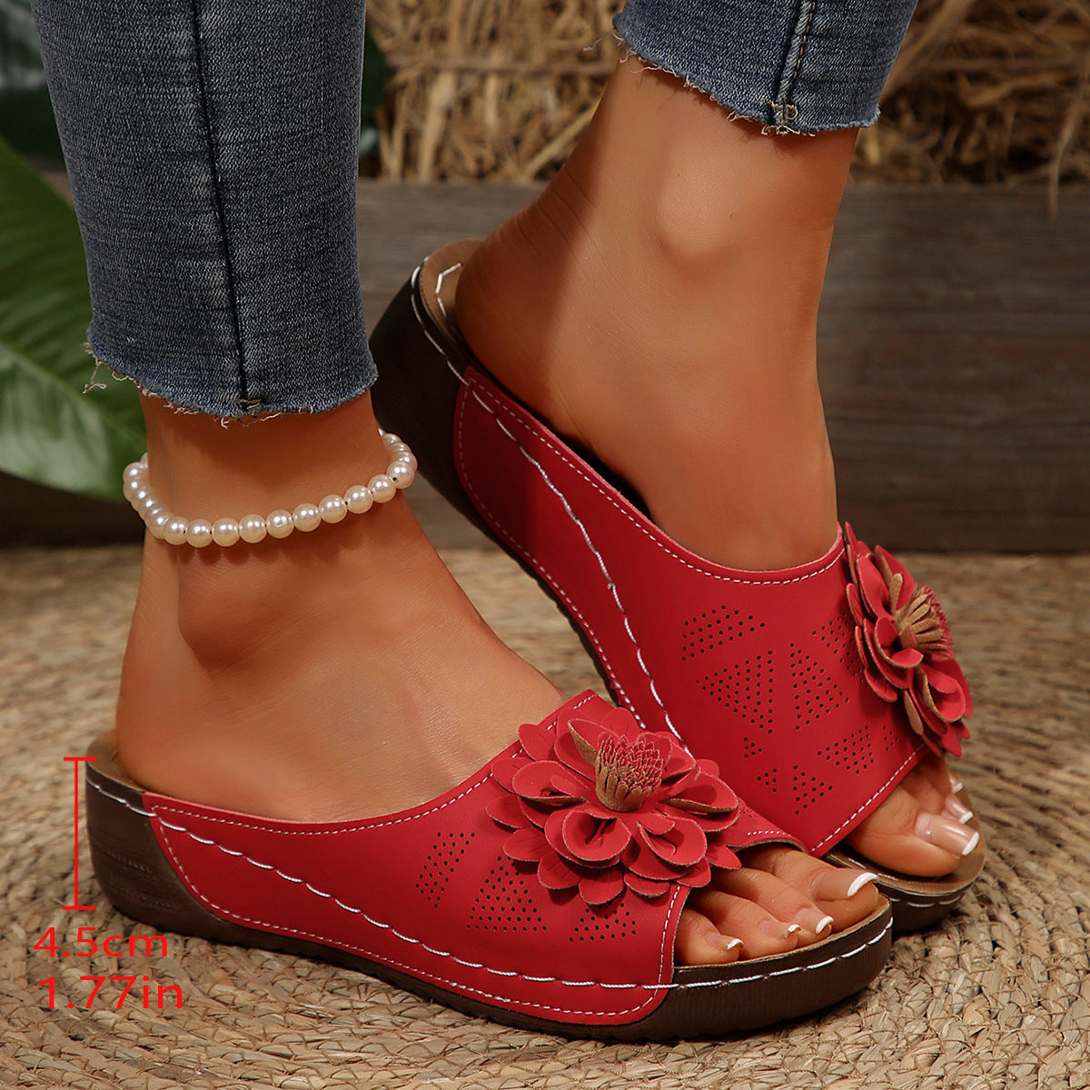 Women's Fleur Cutout Wedge Slides – Flower Appliqué Platform Sandals (US 5–11.5) (Copy)