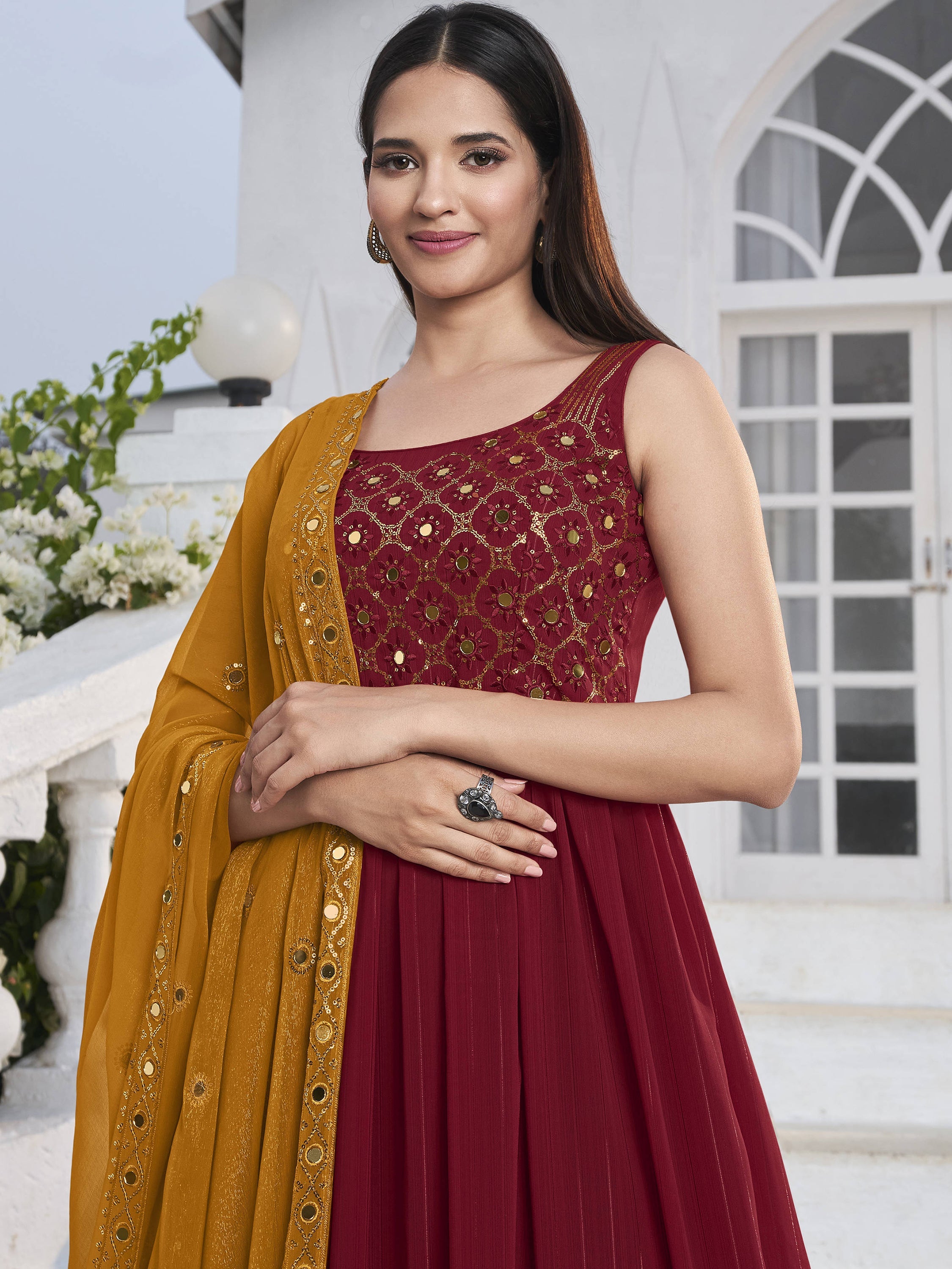 Yellow georgette dupatta with intricate embroidered work