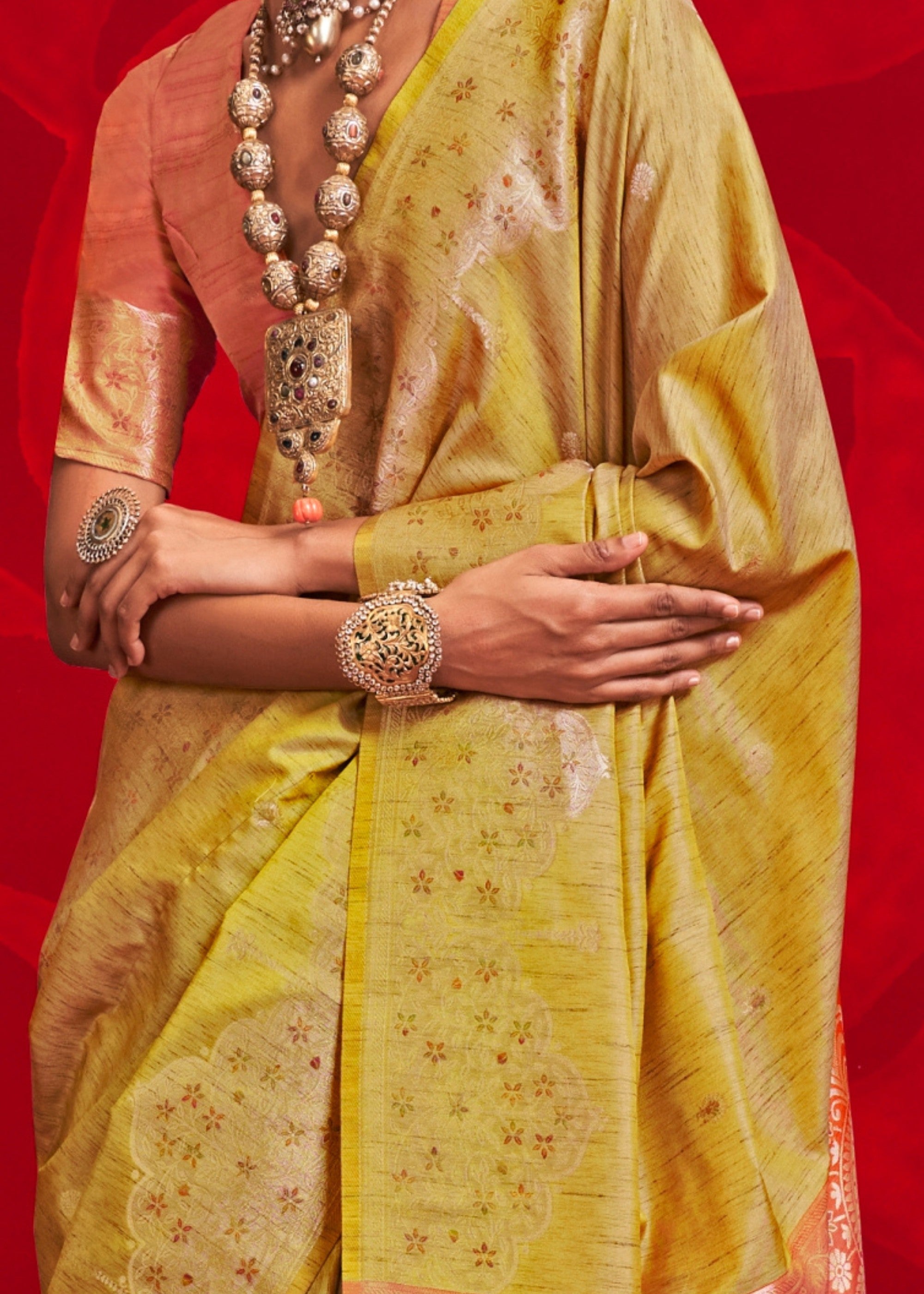 Yellow Tussar Silk Handloom Weaving Saree with Contrast Ikkat Pallu - qivii