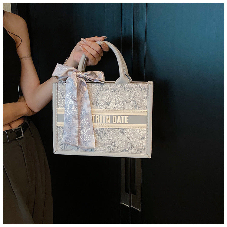 Women's Embroidered Commuter Tote Bag – Versatile Premium Shoulder Bag for Daily Errands, Shopping & Stylish Outings