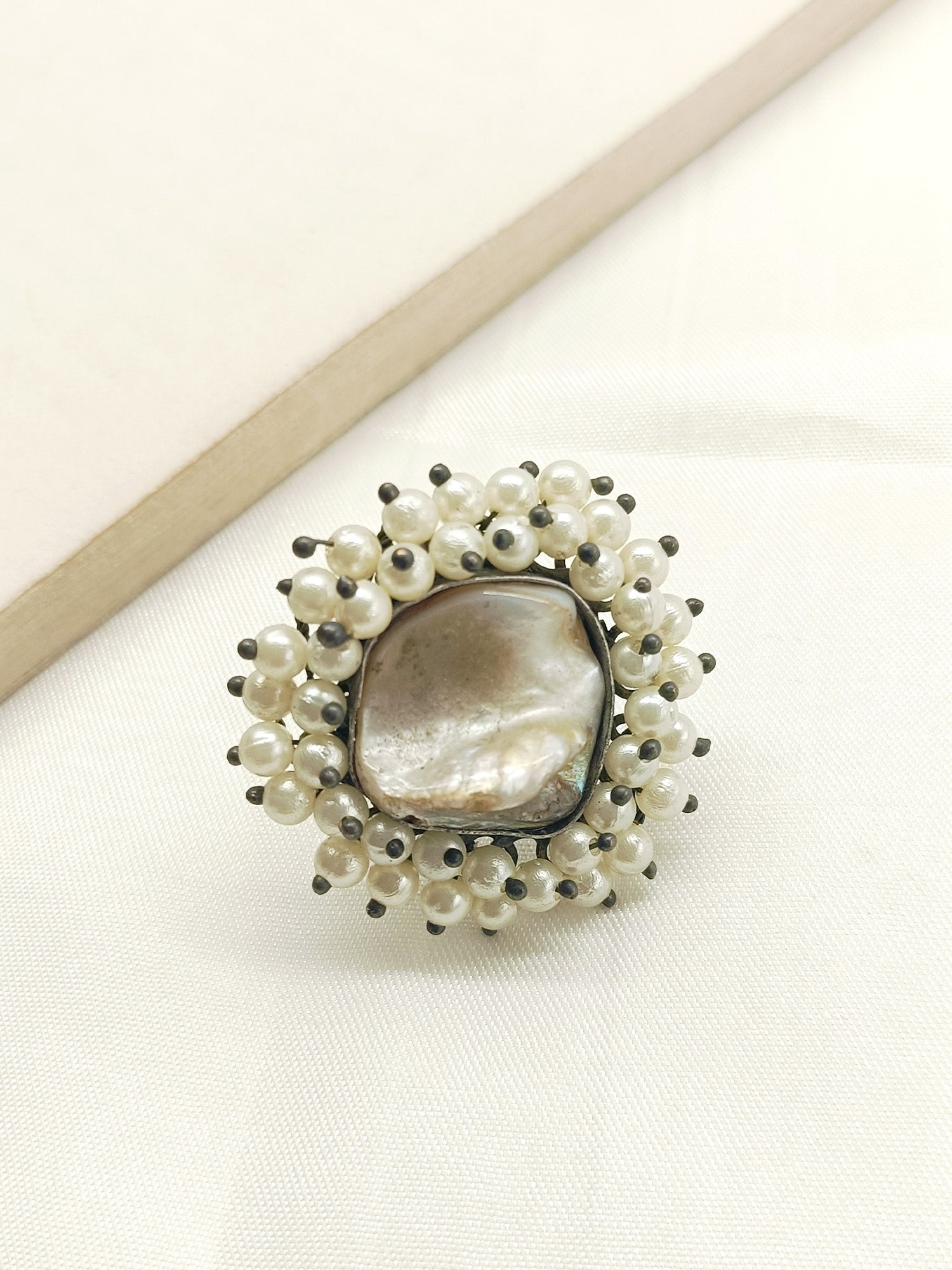Tessa Cream Mother Of Pearl Oxidized Finger Ring - qivii