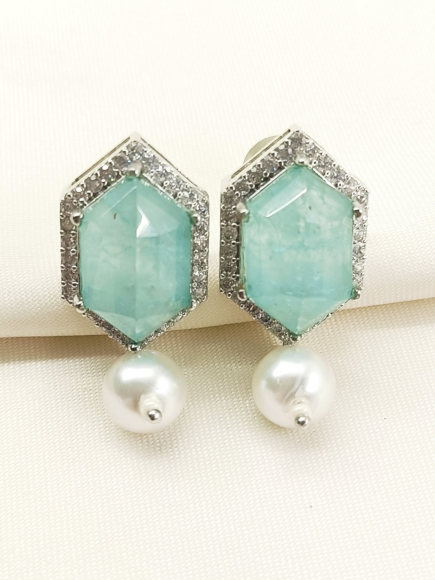 Jhanvi Mint Green American Diamond Choker Set