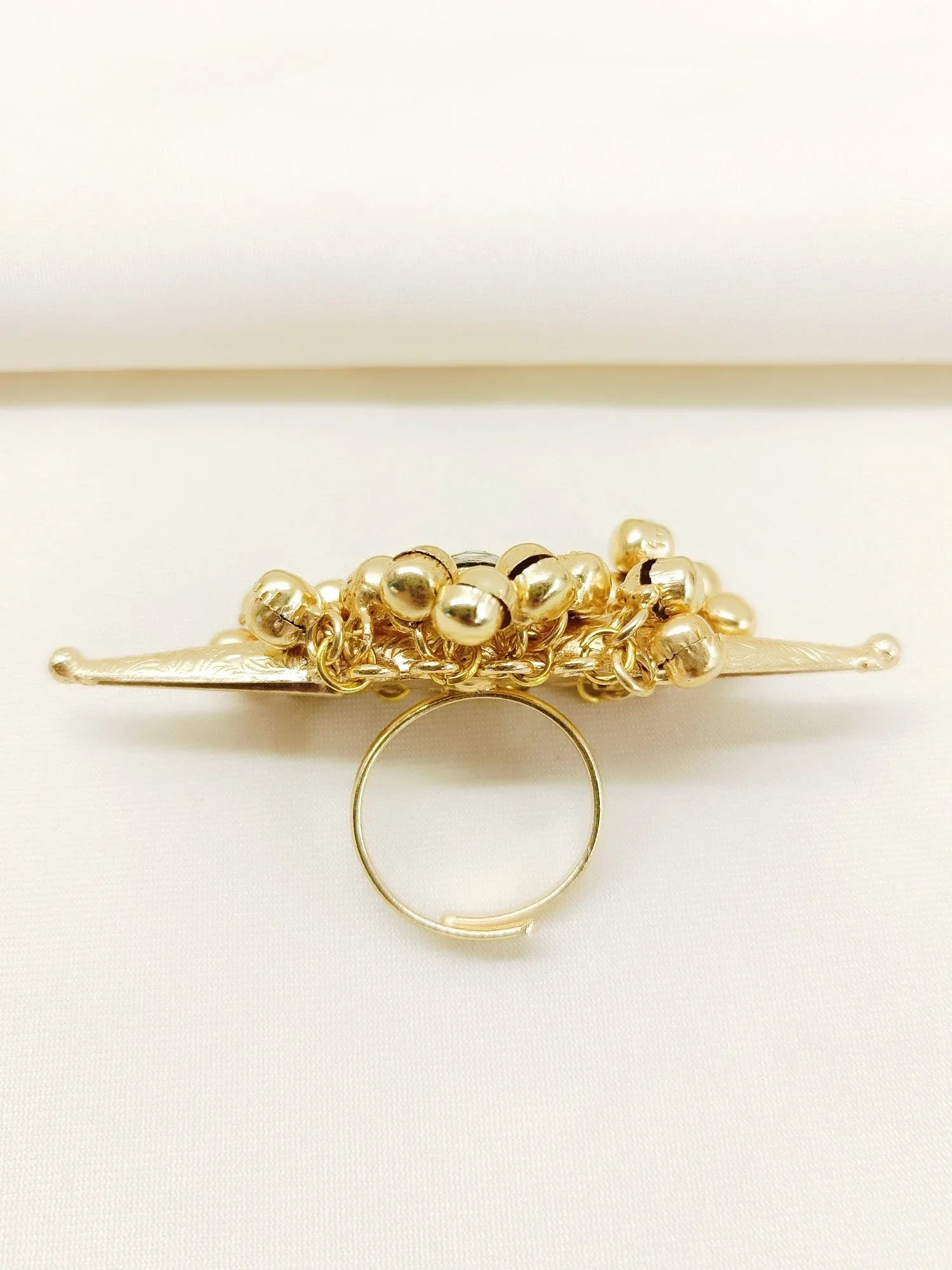 Chayanika White Oxidized Finger Ring