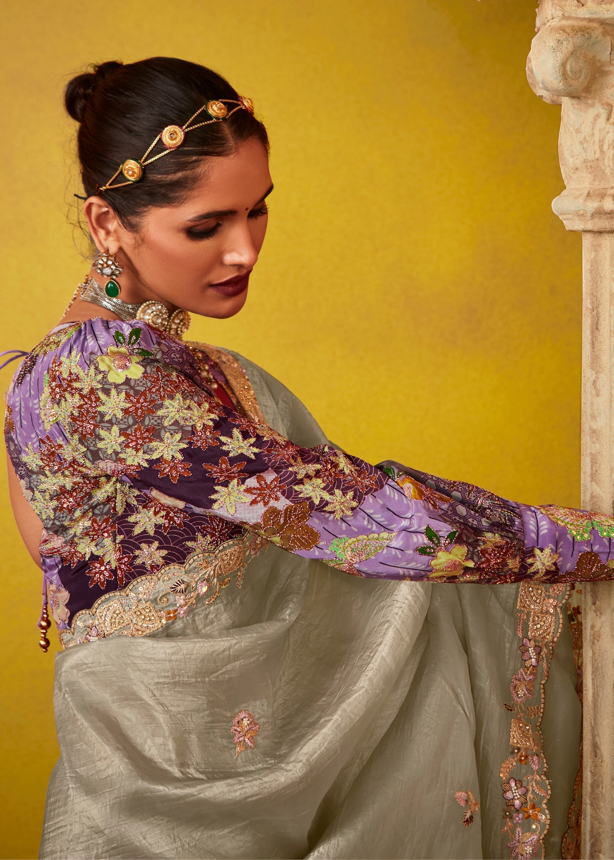 Rhino Grey Glass Tissue Silk Saree With Sequins And Thread Embroidered Work - qivii