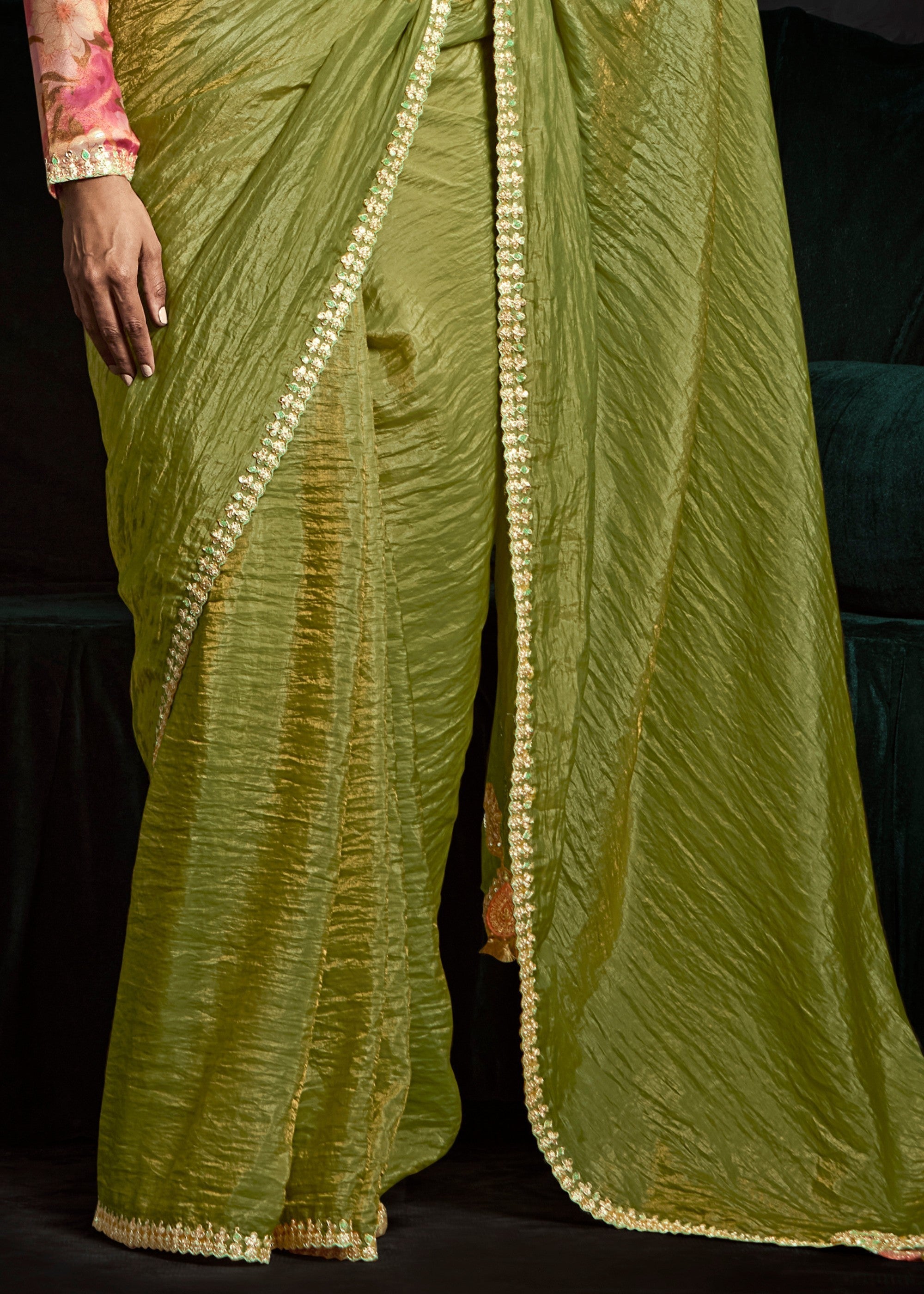 Kelly Green Fancy Fabric Silk Saree With Sequins And Thread Embroidered Butti Work - qivii