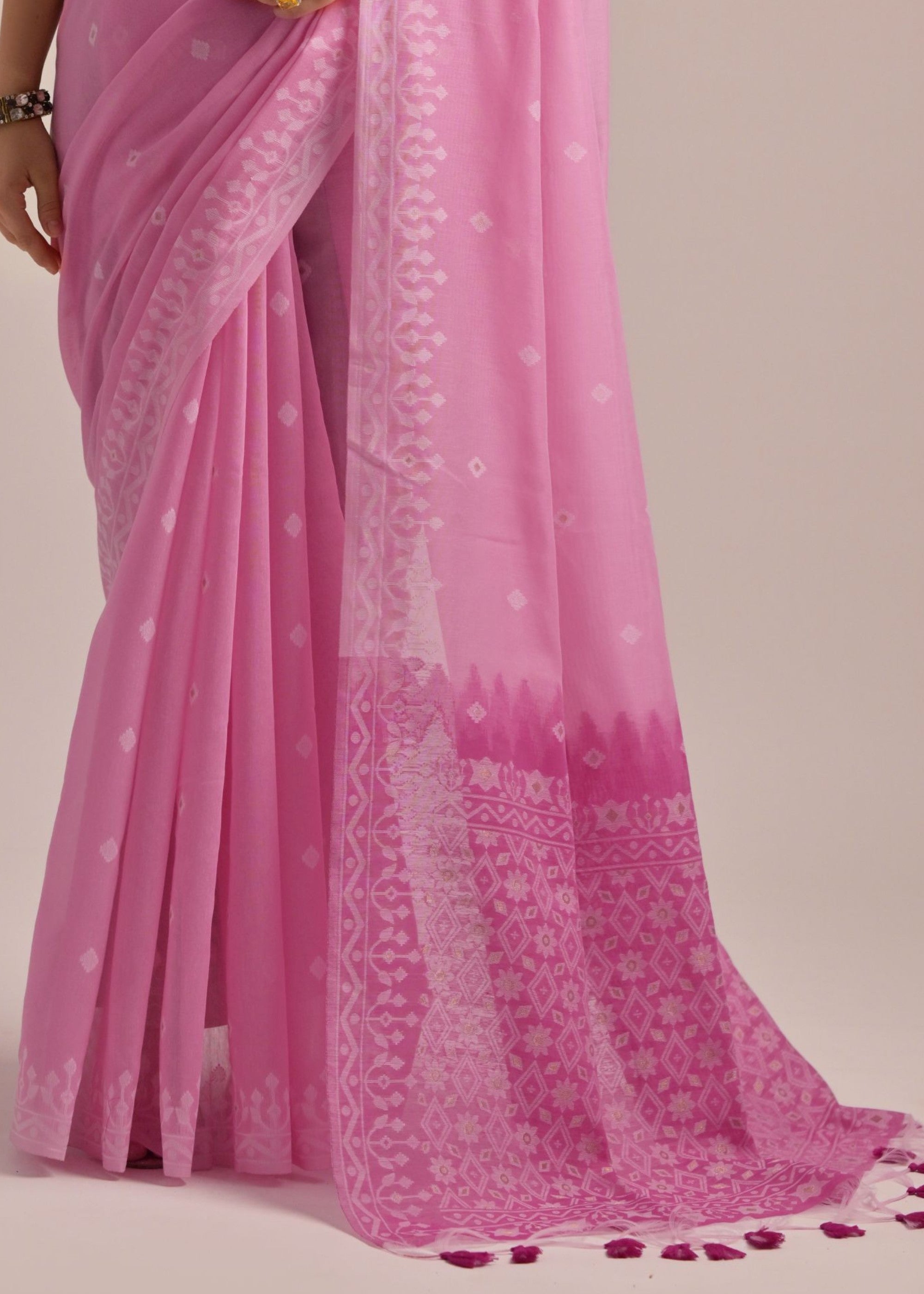 Pink Thread Butti Lakhnawi Weaves Muga Cotton Saree With Contrast Pallu - qivii