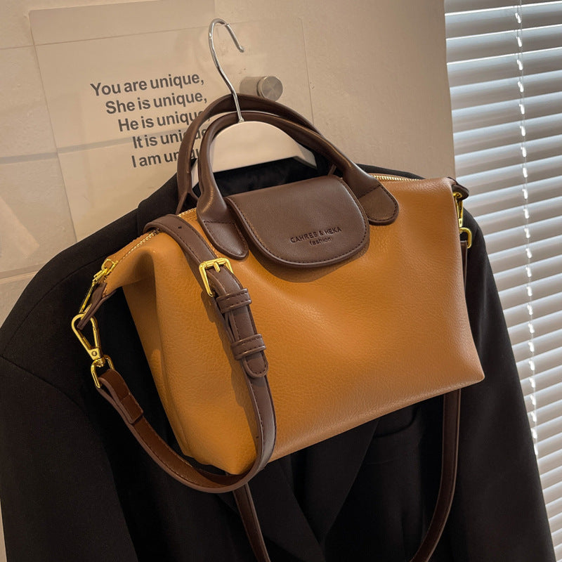 Women's Retro Chic Crossbody – Boutique-Style Mini Square Bag with Adjustable Chain Strap