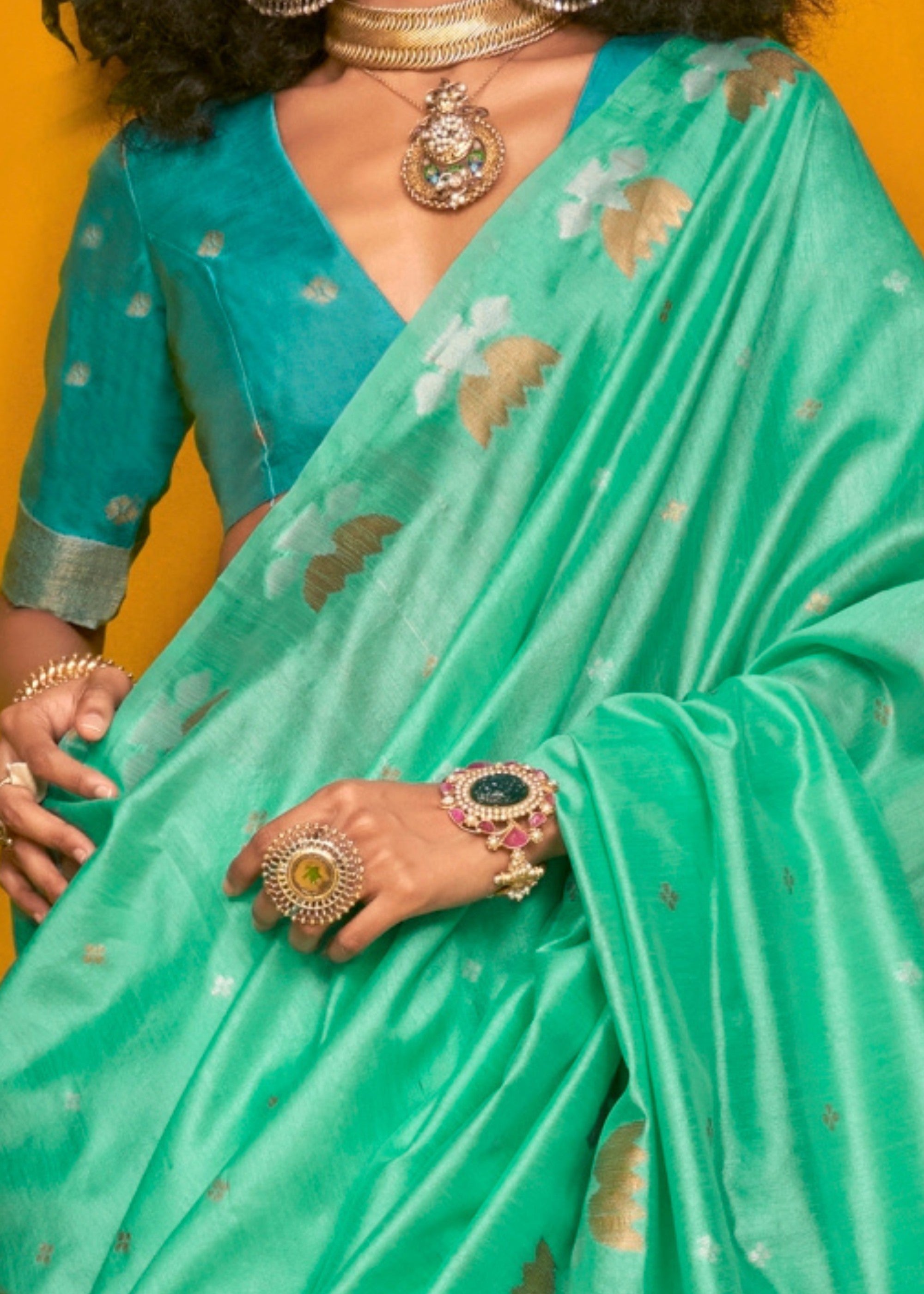 Seagreen Tussar Handloom Weaving Silk Saree - qivii