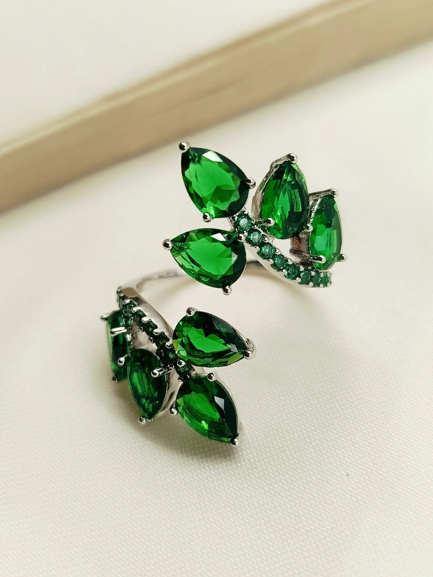 Jhalaka Green American Diamond Finger Ring