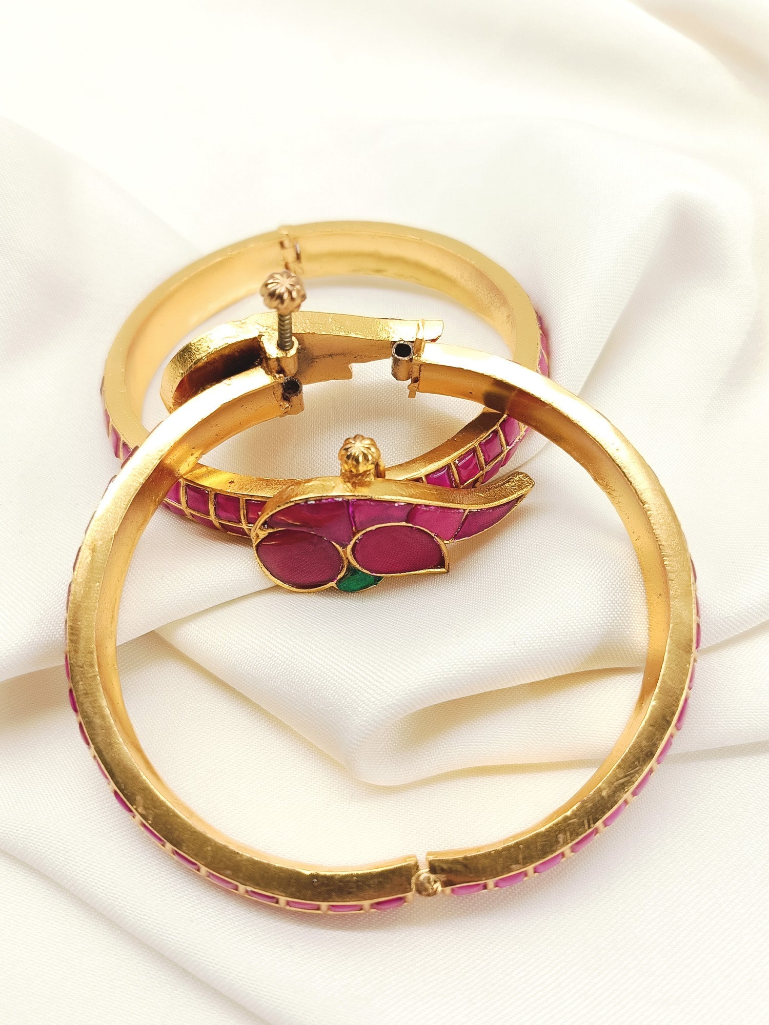 Ahilya Ruby Kundan Kada's Pair