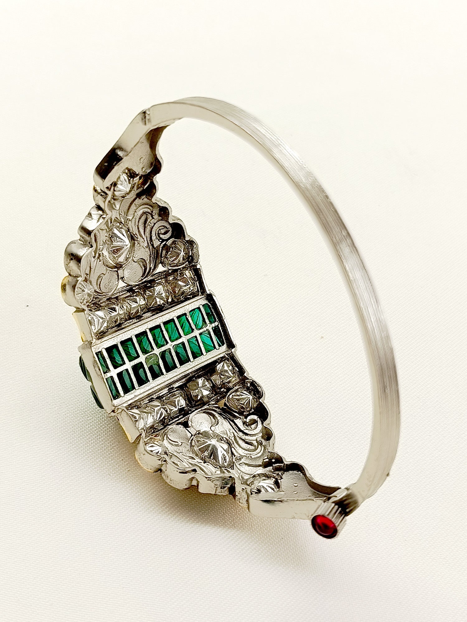 Ida Green Victorian Kada - qivii