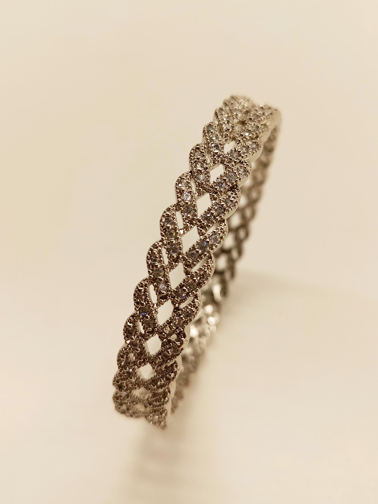 Shreyanvi Spiral American Diamond Bangle - qivii