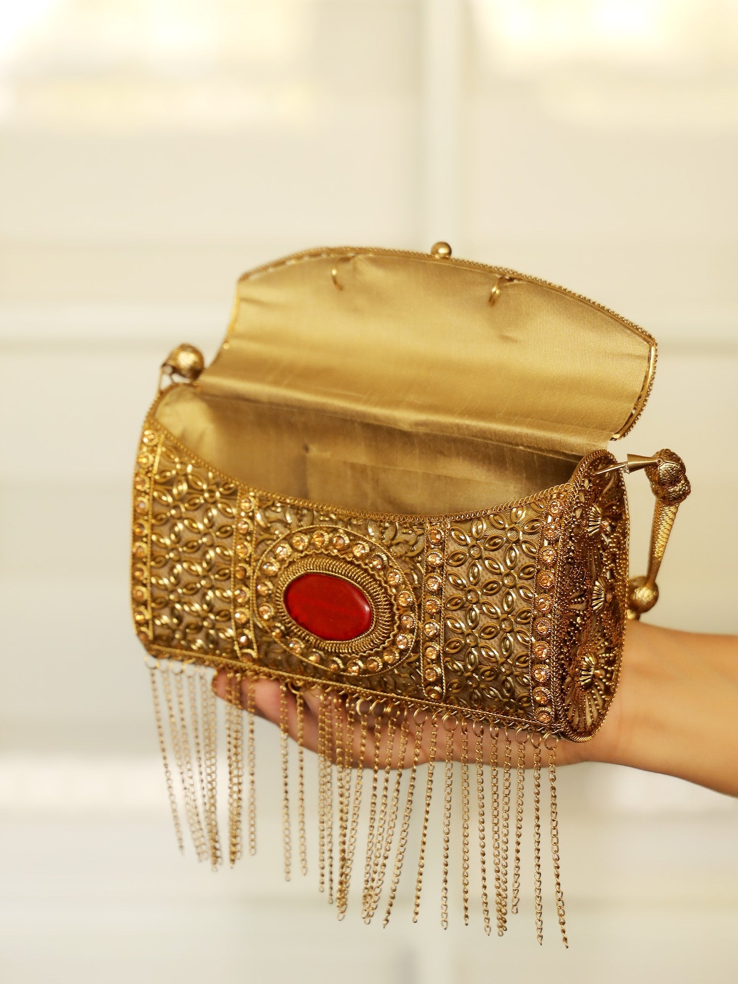 Isla Golden Evening Clutch - qivii