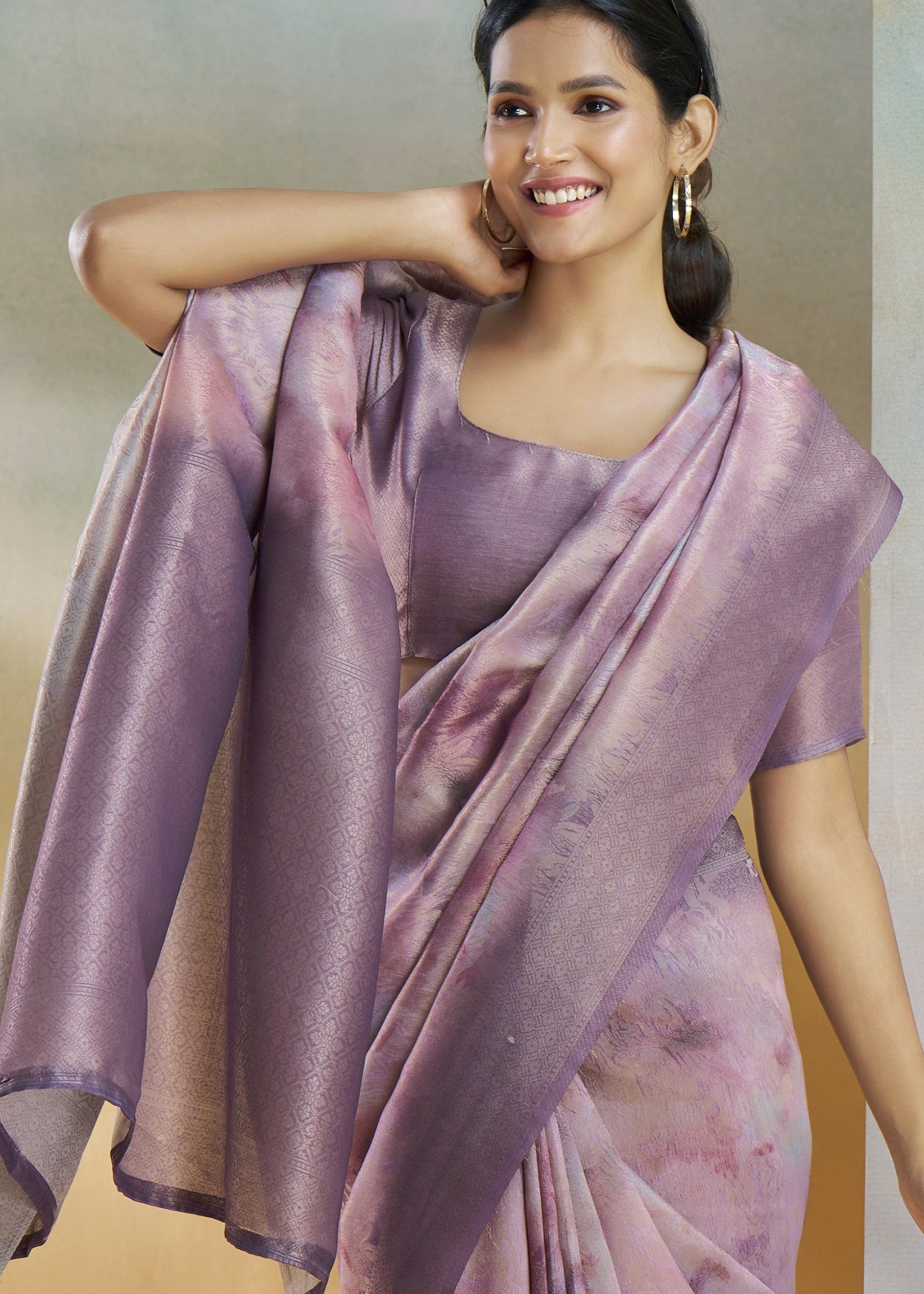 Royal Purple Handloom Weaving Silk Saree - qivii