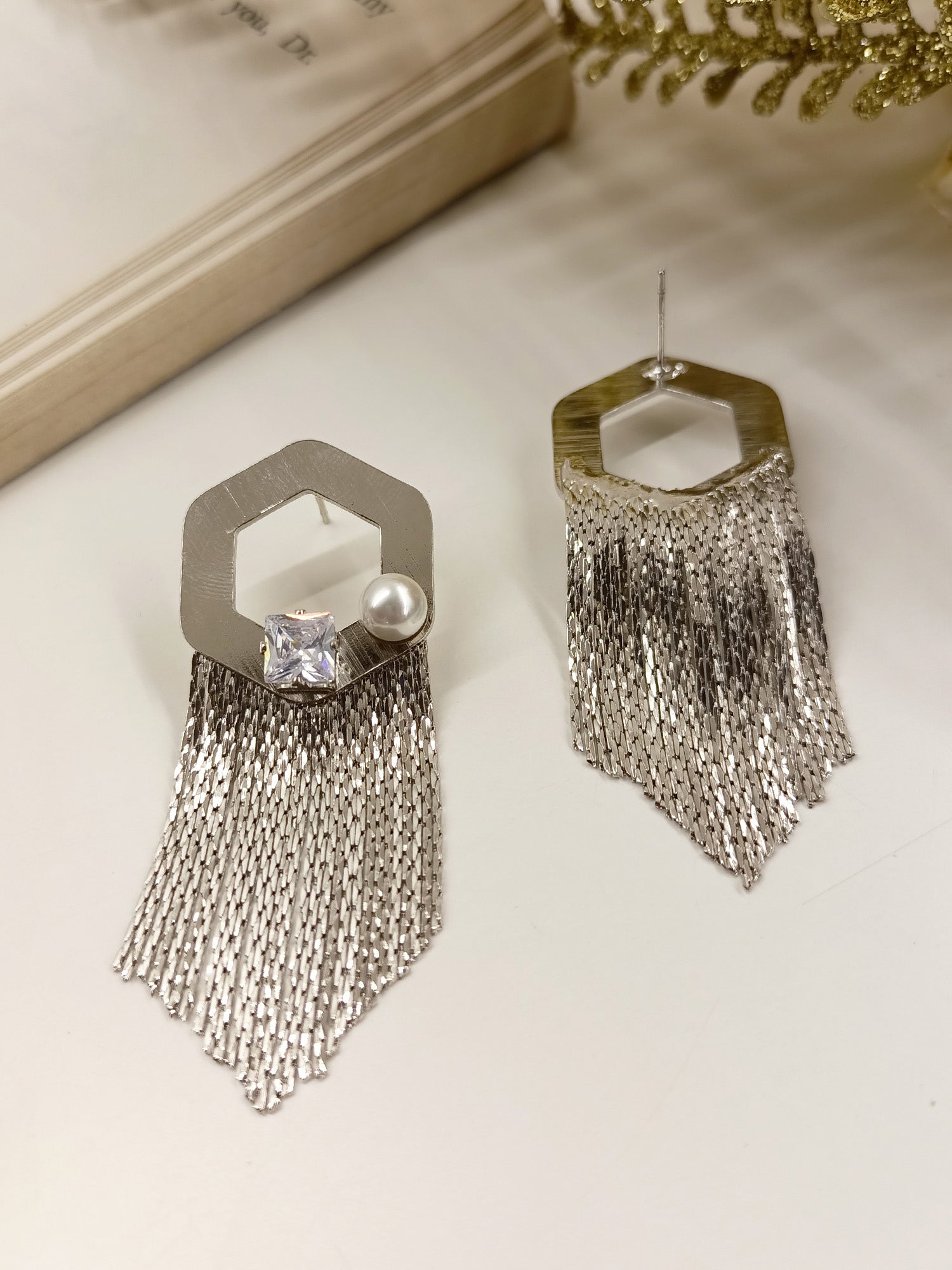 Jassica Silver Western Earrings - qivii