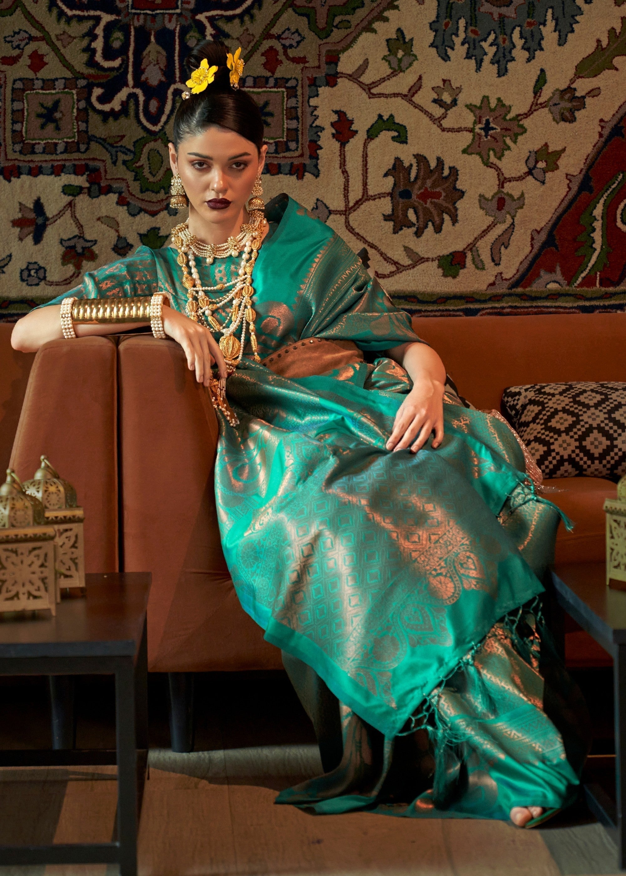 Turquoise Copper Zari Handloom Weaving Saree - qivii