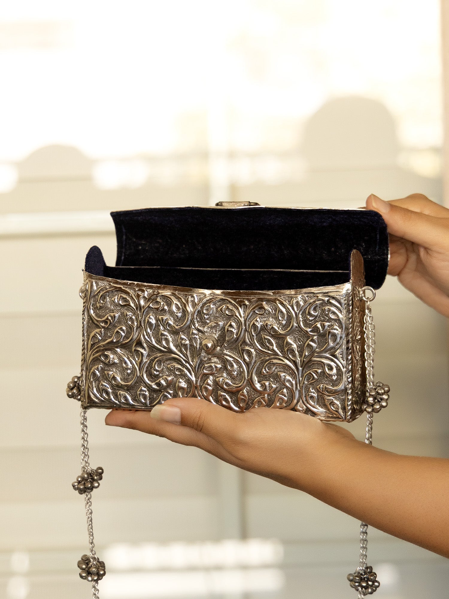 Helan Silver Evening Clutch
