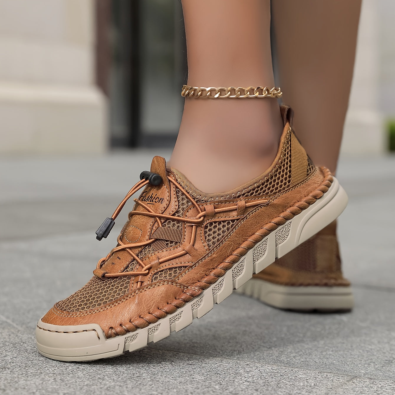 Elara – Der atmungsaktive Komfortschuh - By Qivii