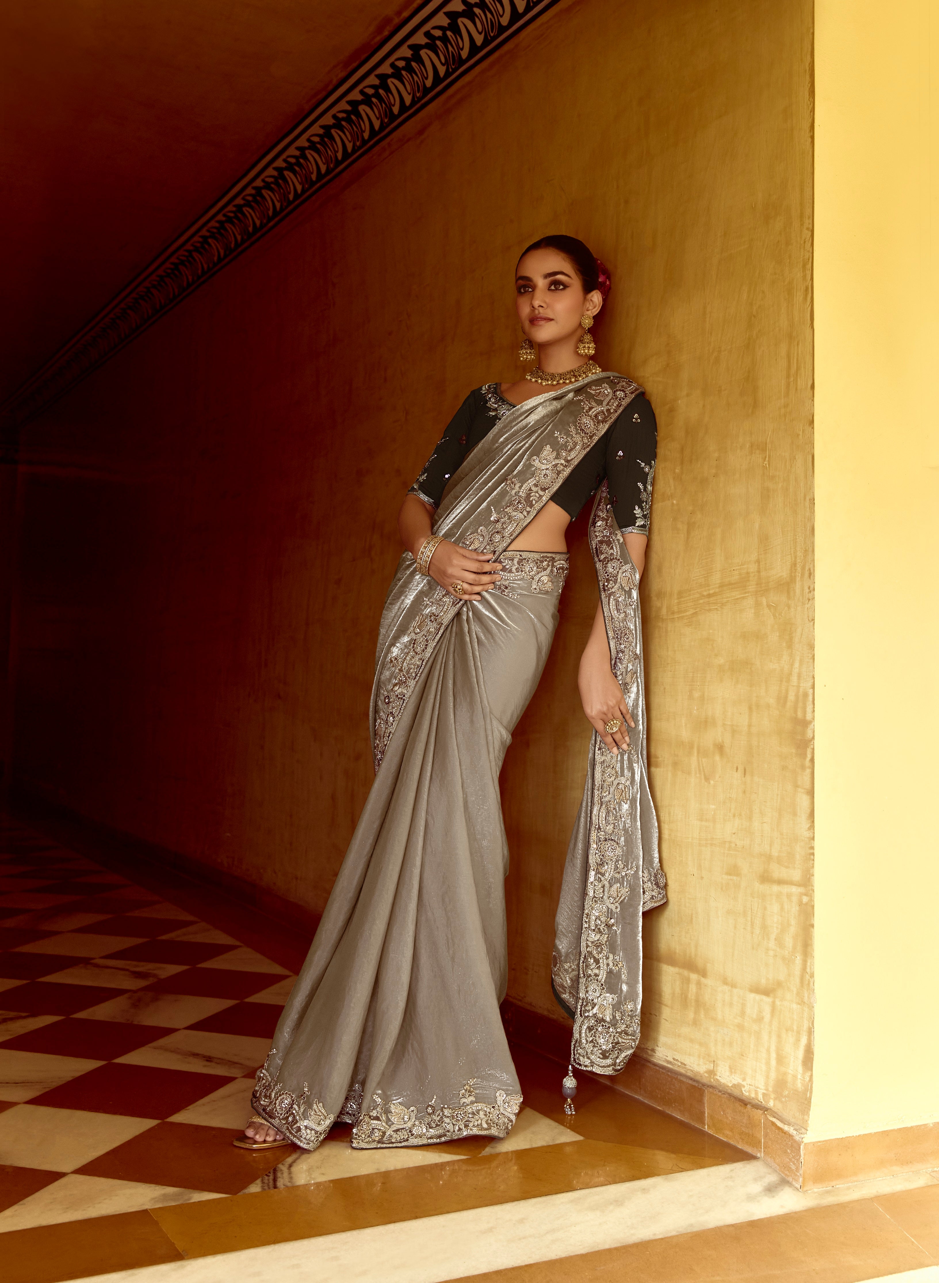 Silver Fancy Fabric Beautified With Sequins ,Dhaga ,Thread Embroidered Work Saree - qivii