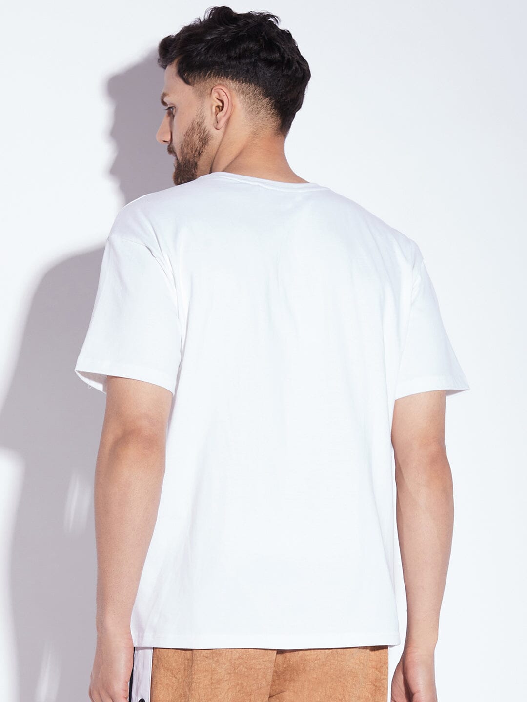 White Majesty Graphic Tshirt