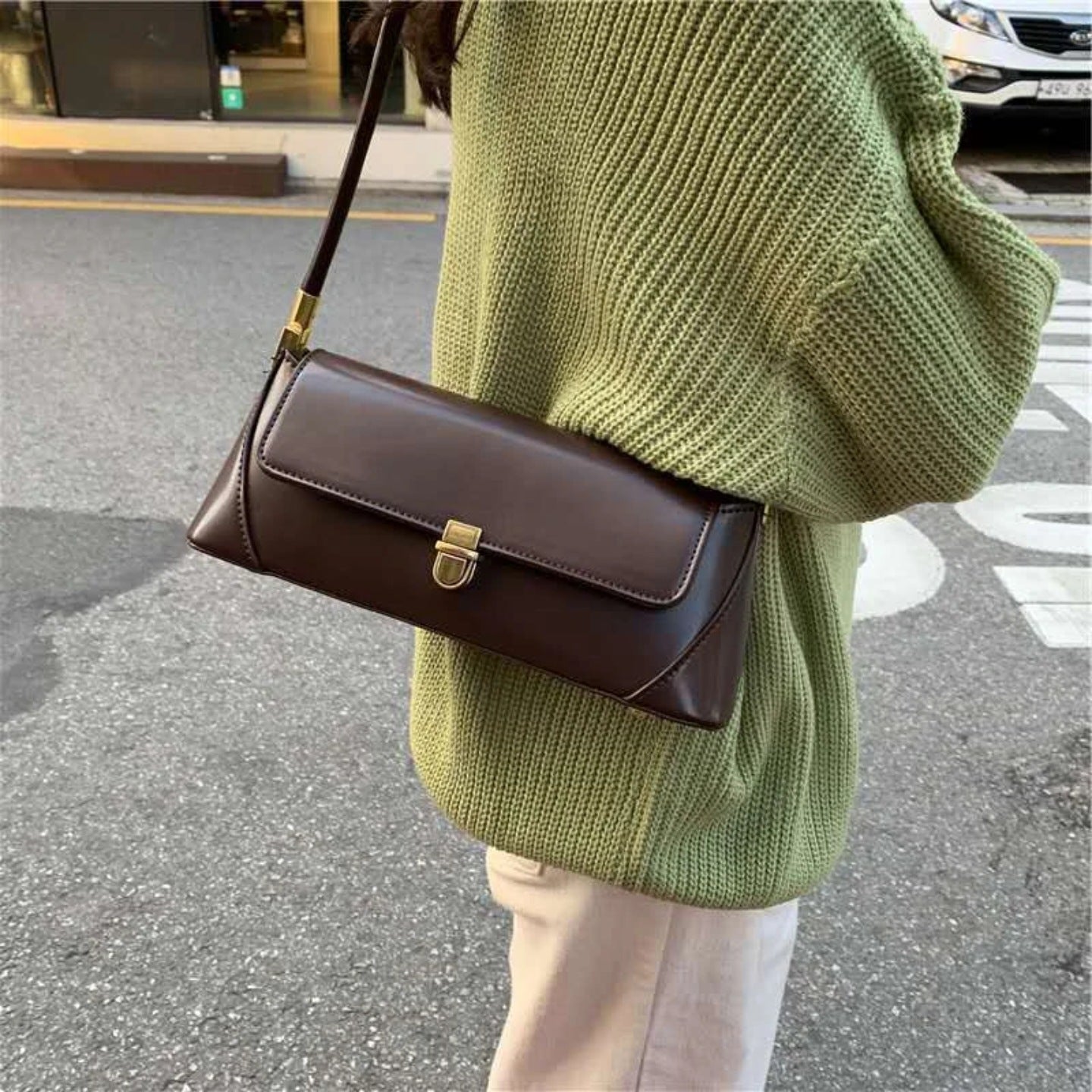 Women's Parisian Baguette Satchel – Vintage Underarm Bag with Convertible Strap & Timeless Textured Leather