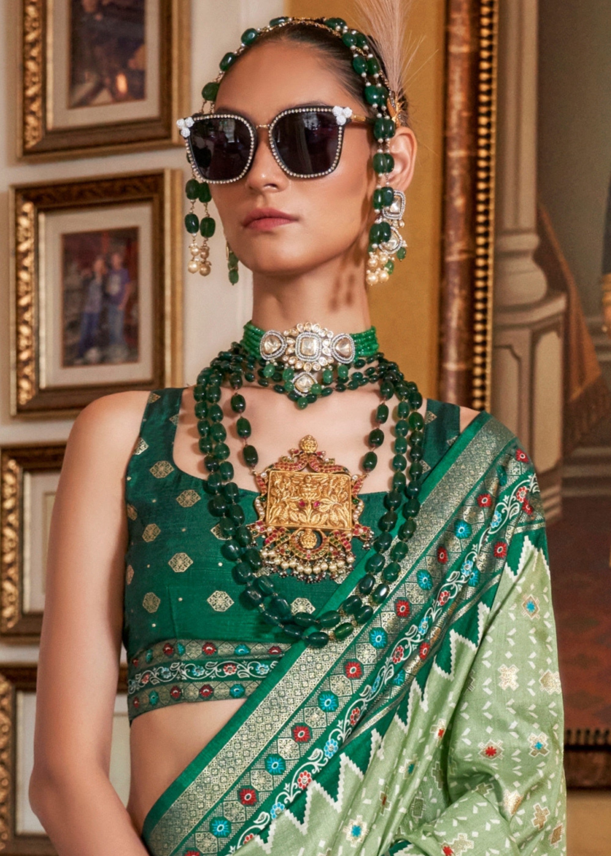 Dynasty Green Silk Saree With Traditional Classic Design - qivii