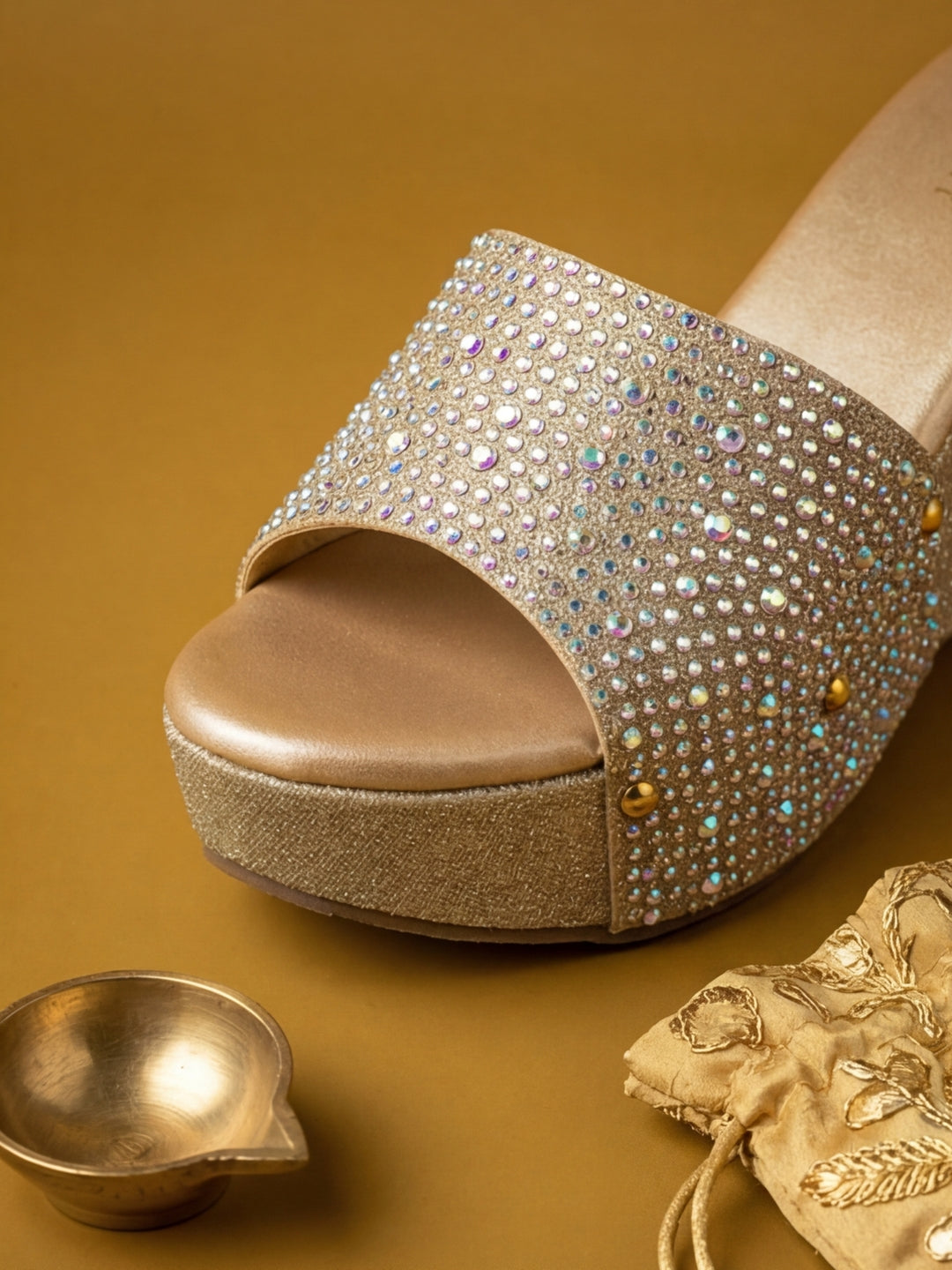 Noor Heels