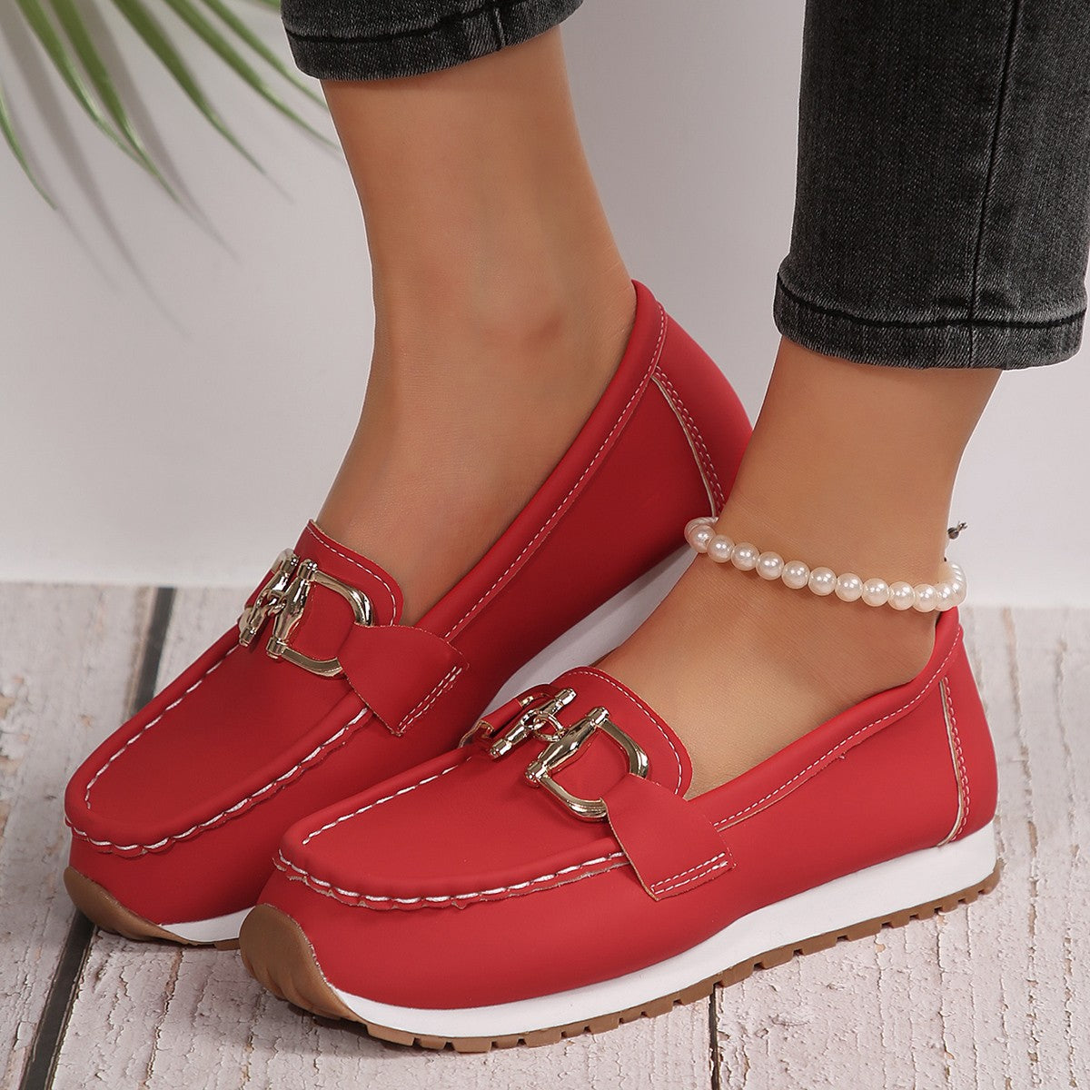 Women's Plus Size Flat Round-Toe Loafers Chain Buckle Slip-On Shoes