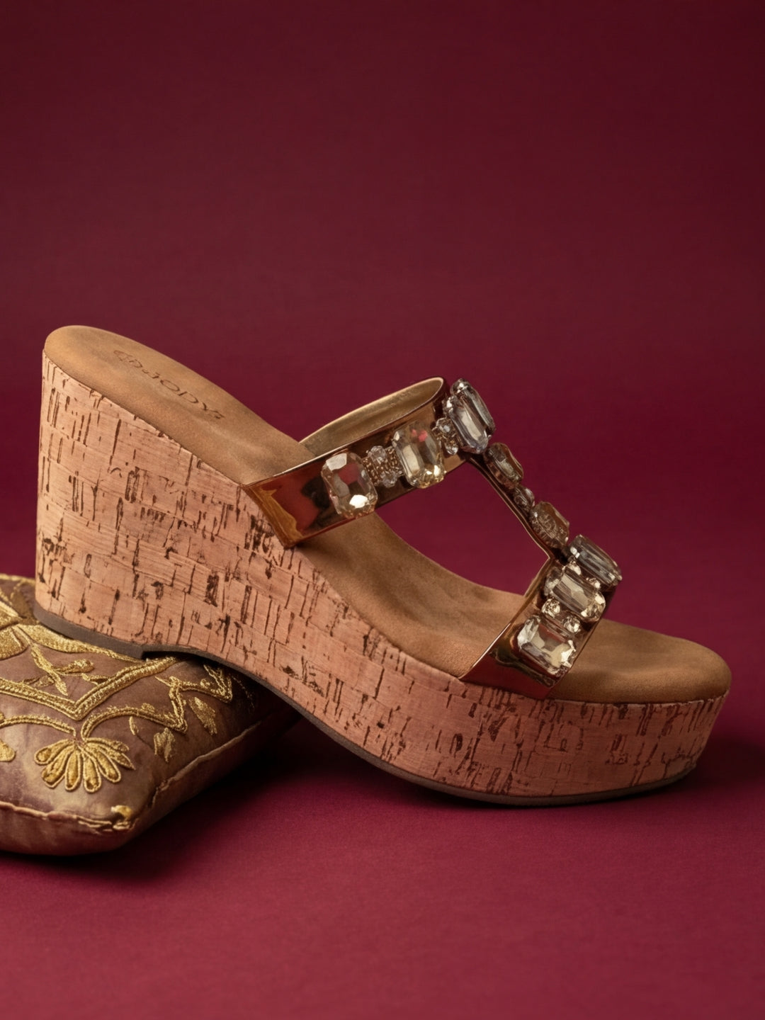 Inaya Heels