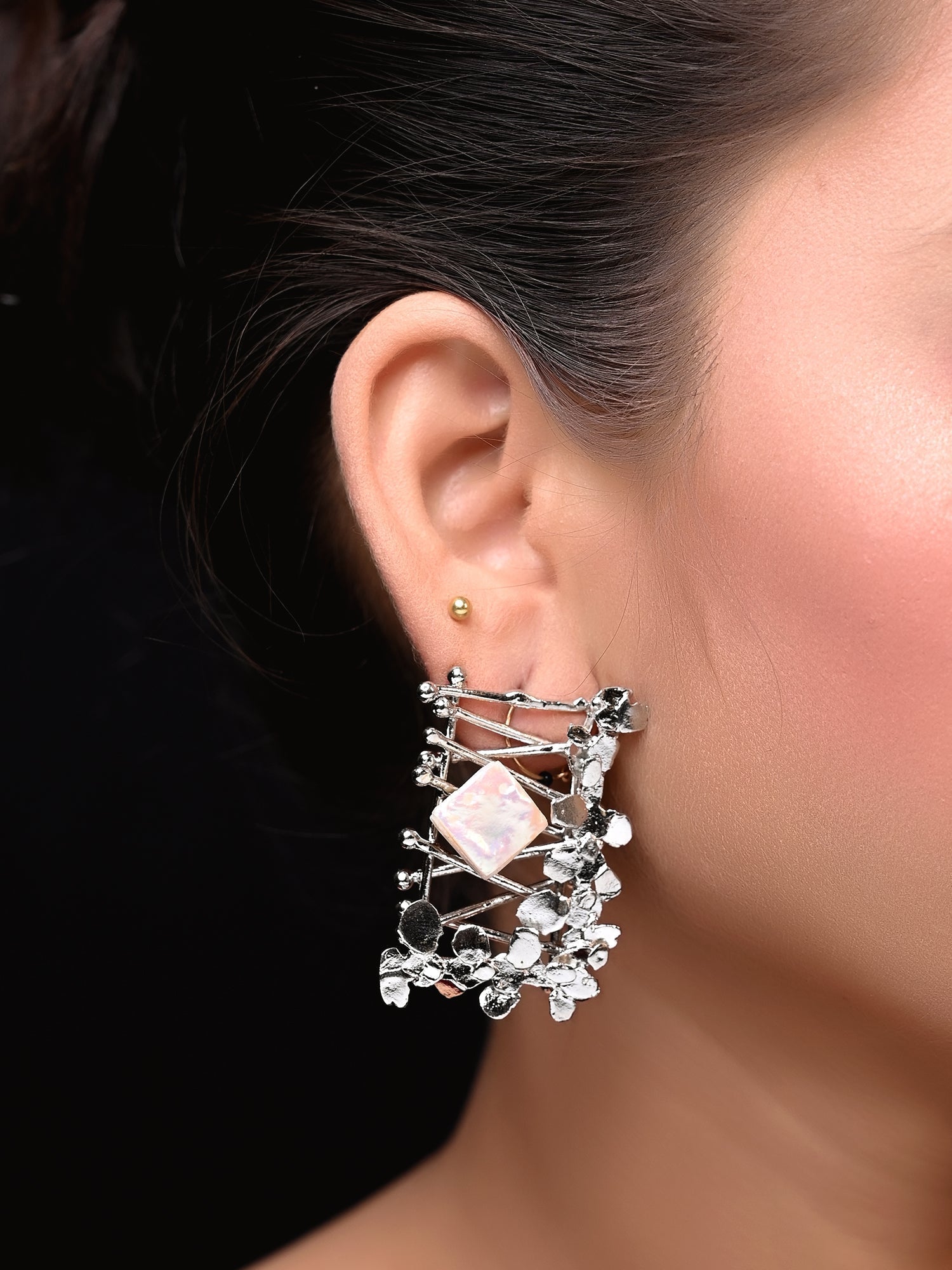 Sabrina Contemporary Silver Stud - qivii