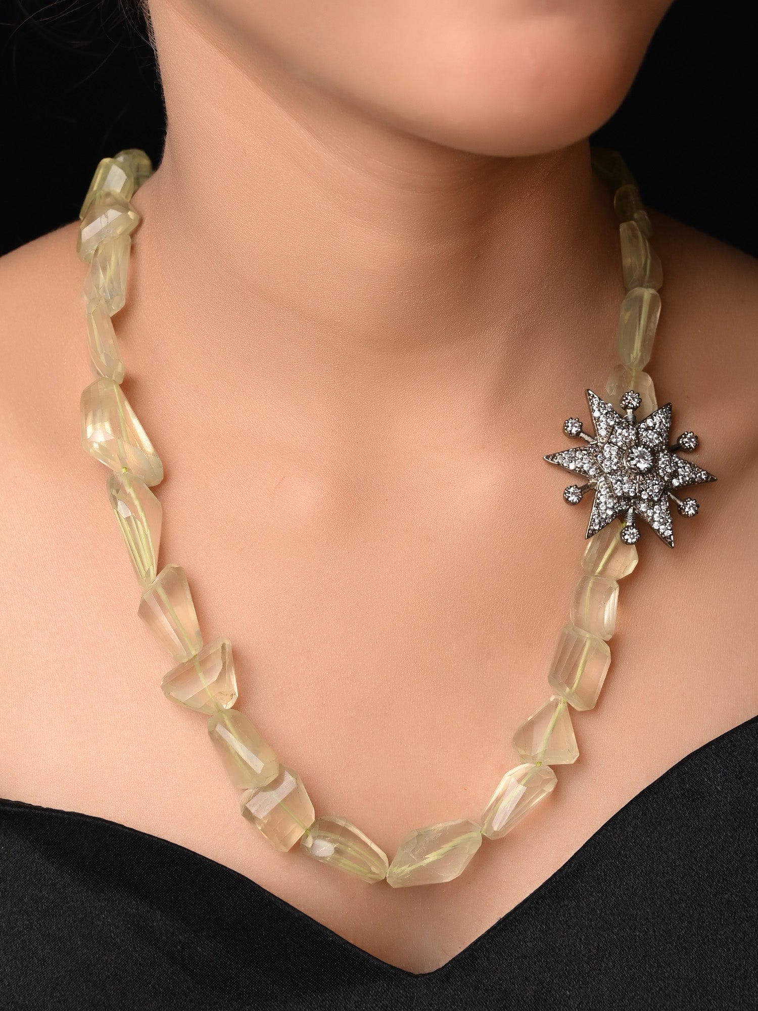 Sayantika Light Green Quartz Necklace - qivii