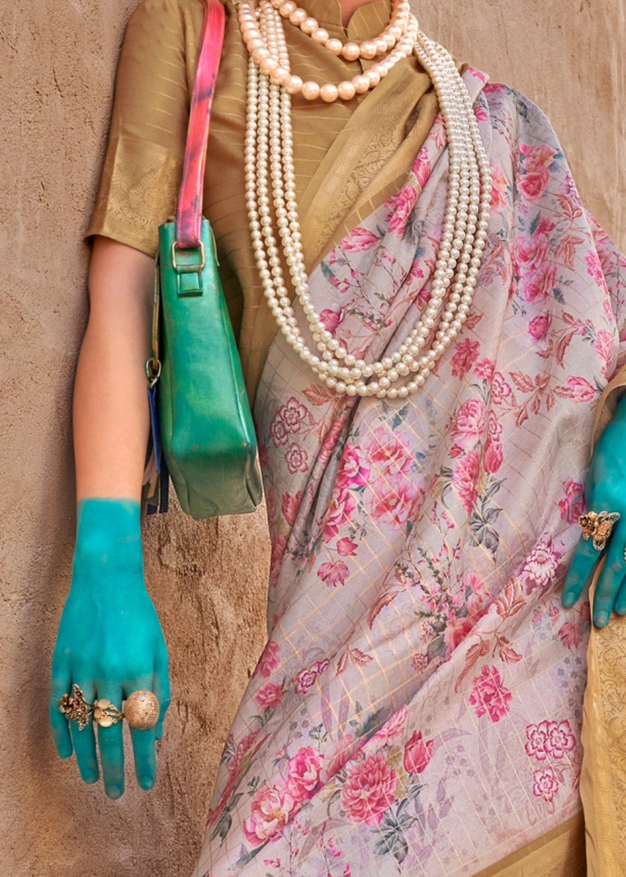 Golden Printed Handloom Georgette Saree - qivii