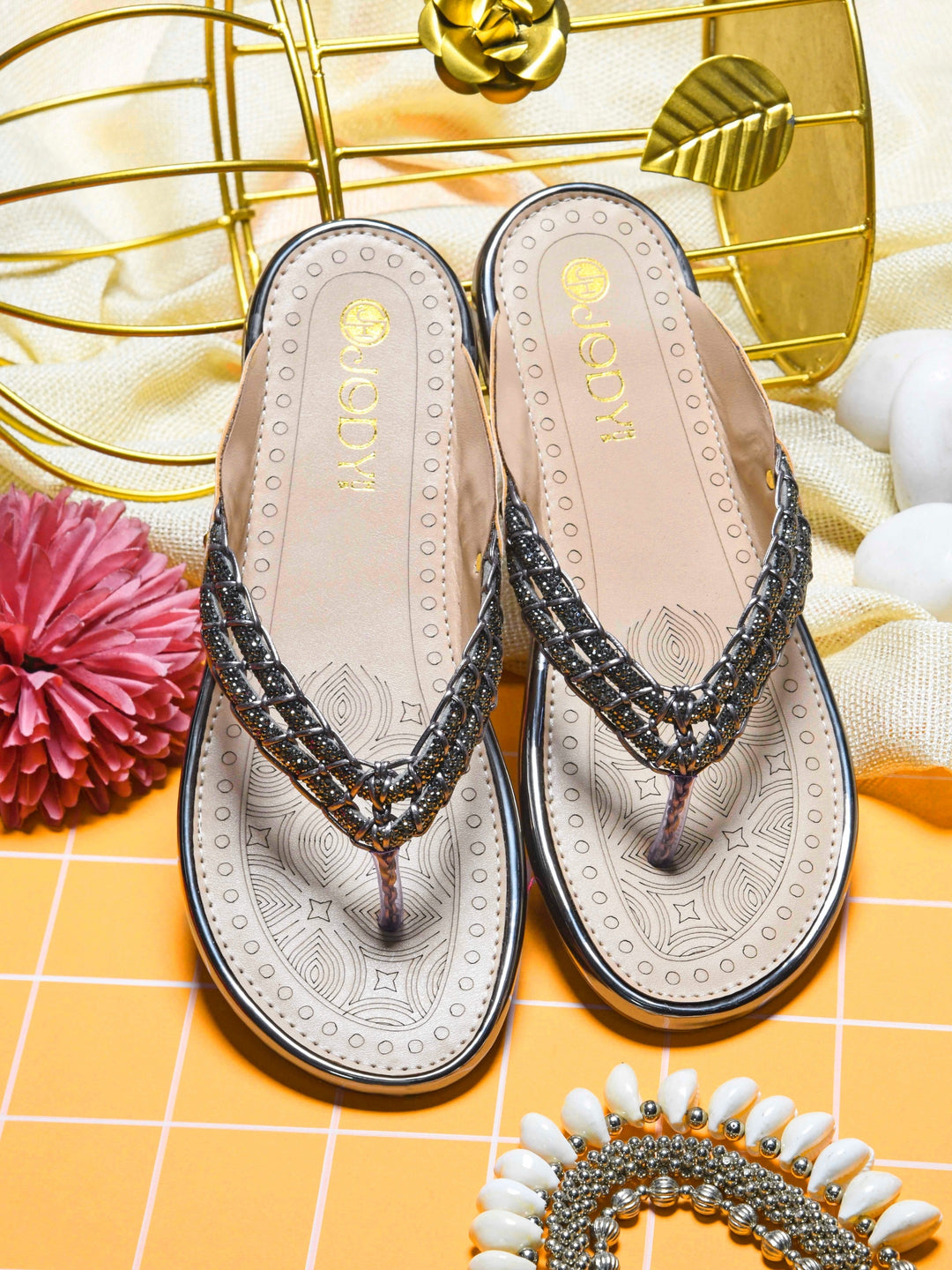 Naira Flats